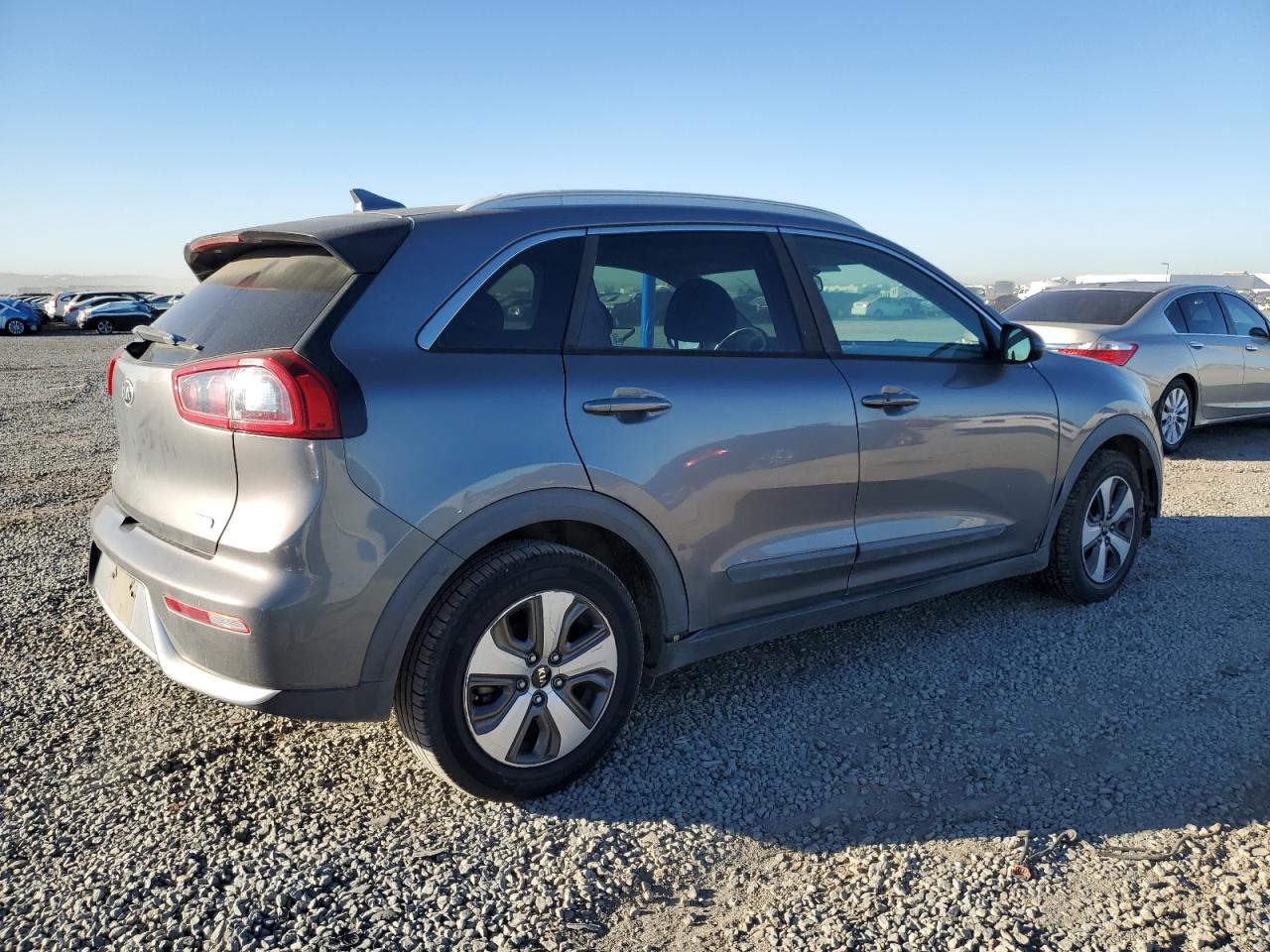 2018 Kia Niro Fe Серый vin: KNDCB3LC7J5132823