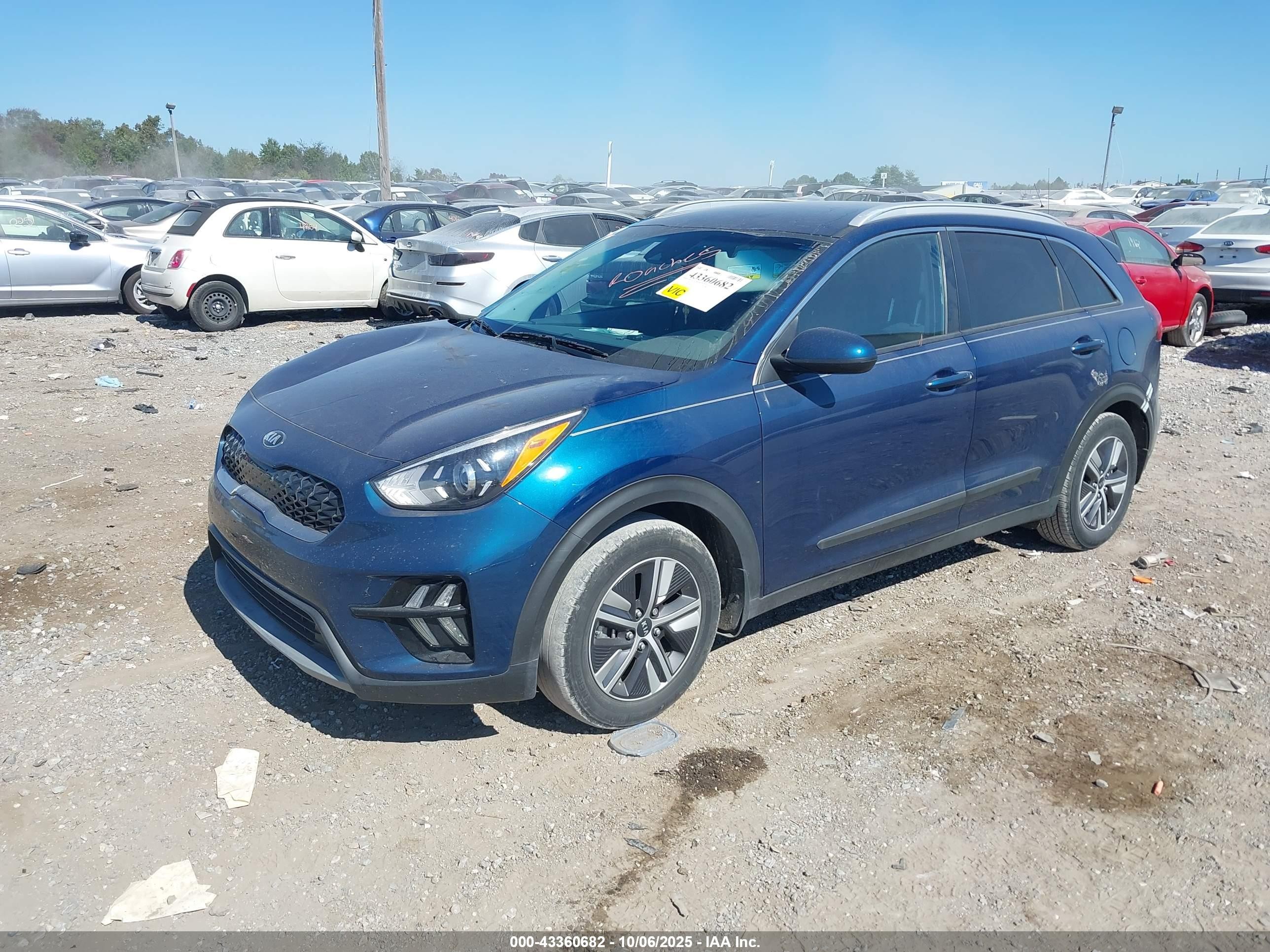 2020 Kia Niro Lxs Blue vin: KNDCB3LC8L5375933