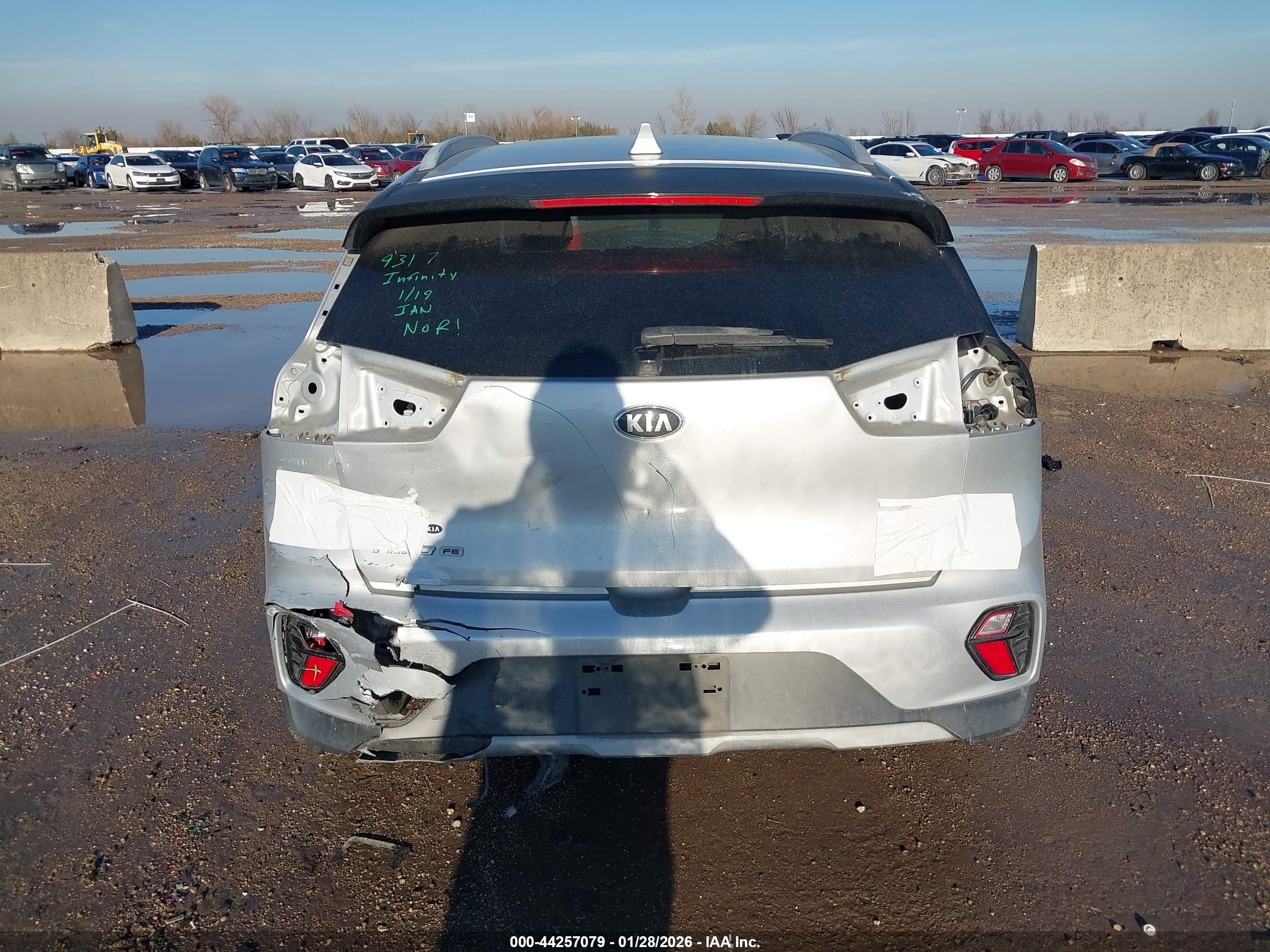 2021 Kia Niro Lx Silver vin: KNDCB3LC8M5463981