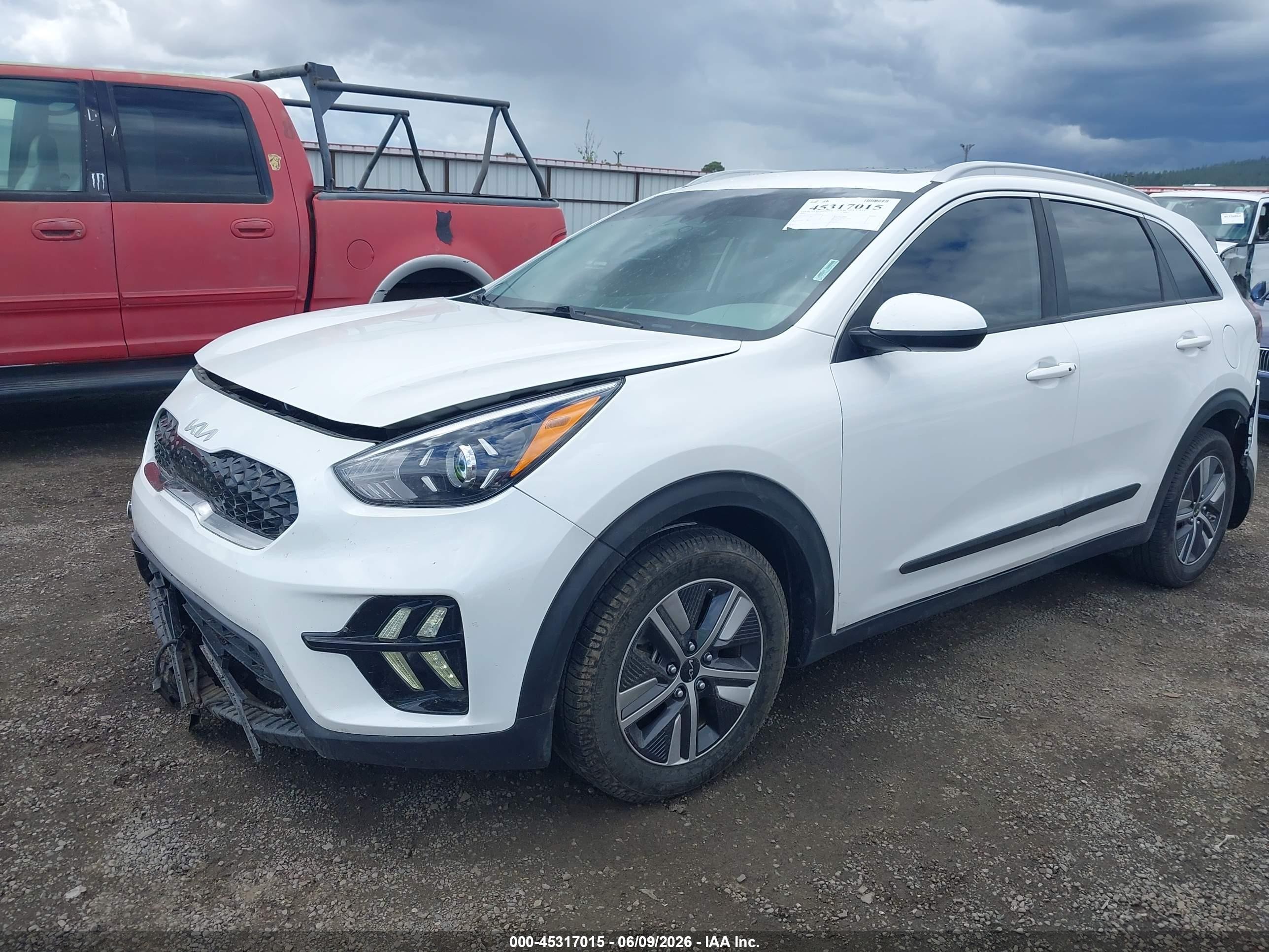 2022 Kia Niro Lxs Se White vin: KNDCB3LC8N5512632