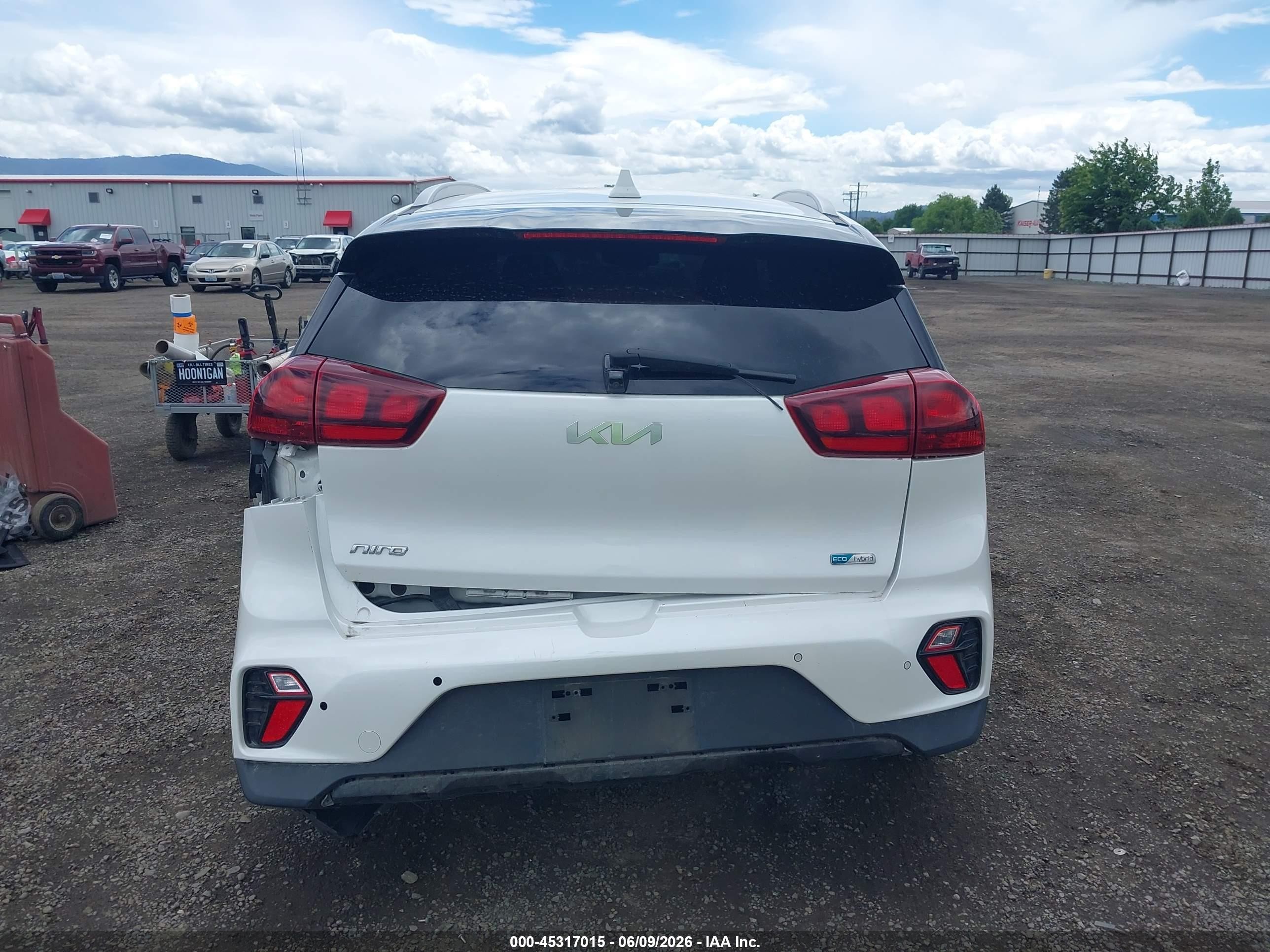 2022 Kia Niro Lxs Se White vin: KNDCB3LC8N5512632