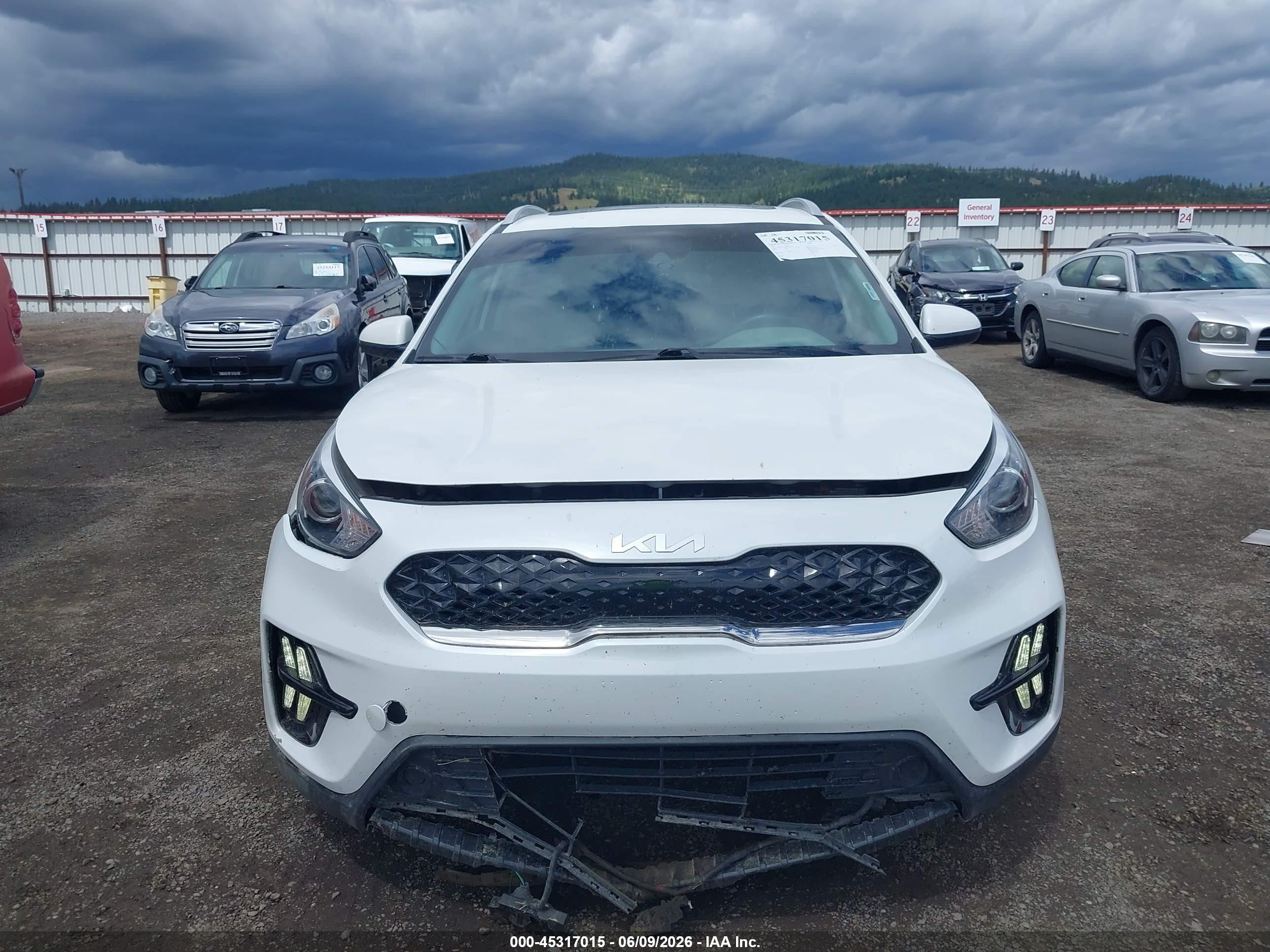 2022 Kia Niro Lxs Se White vin: KNDCB3LC8N5512632