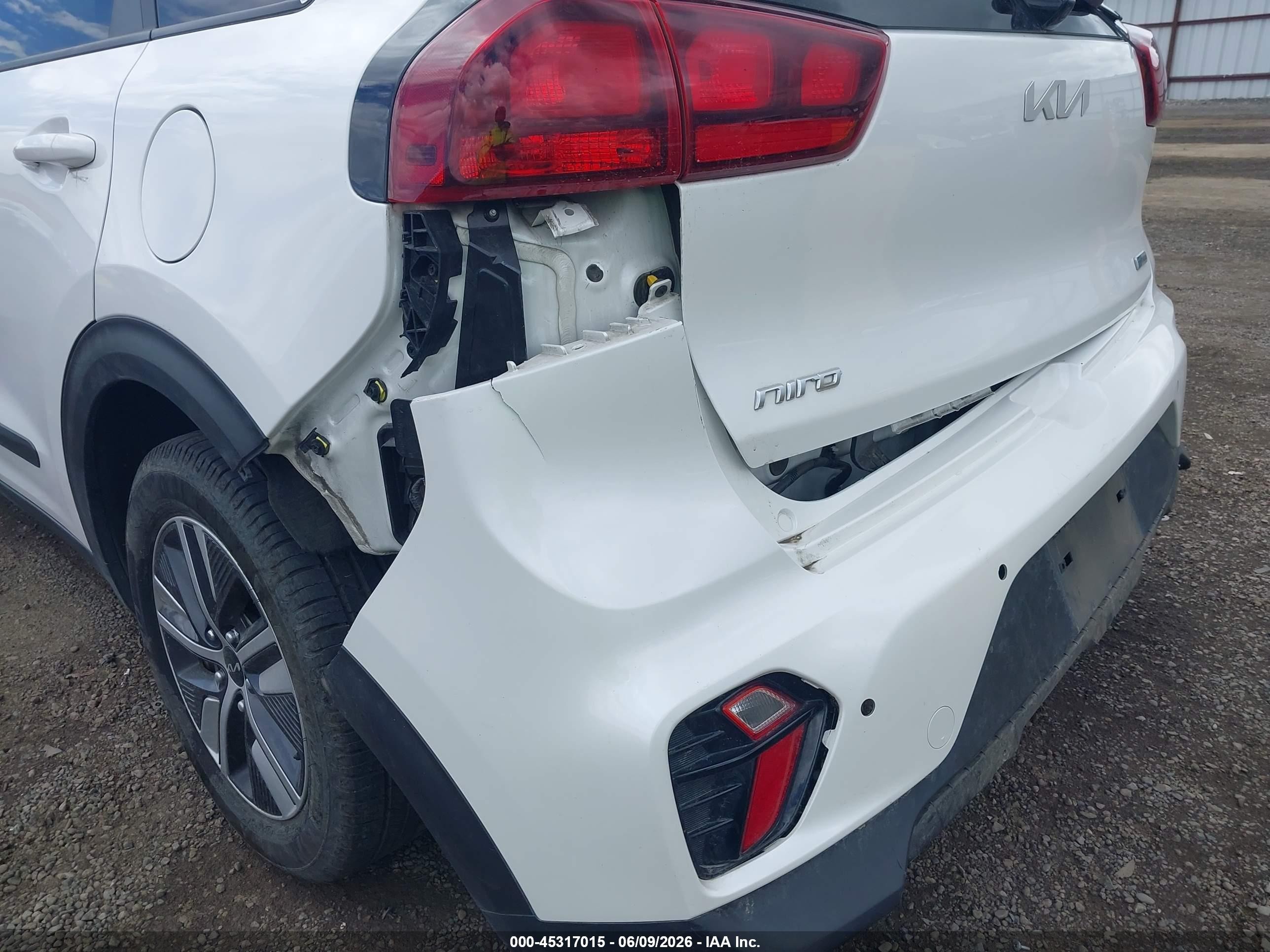 2022 Kia Niro Lxs Se White vin: KNDCB3LC8N5512632