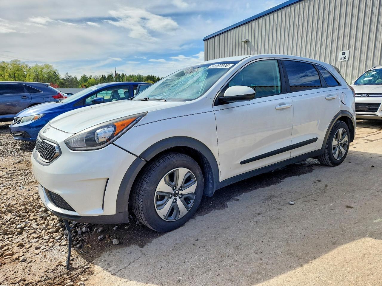 2017 Kia Niro Fe White vin: KNDCB3LC9H5059111