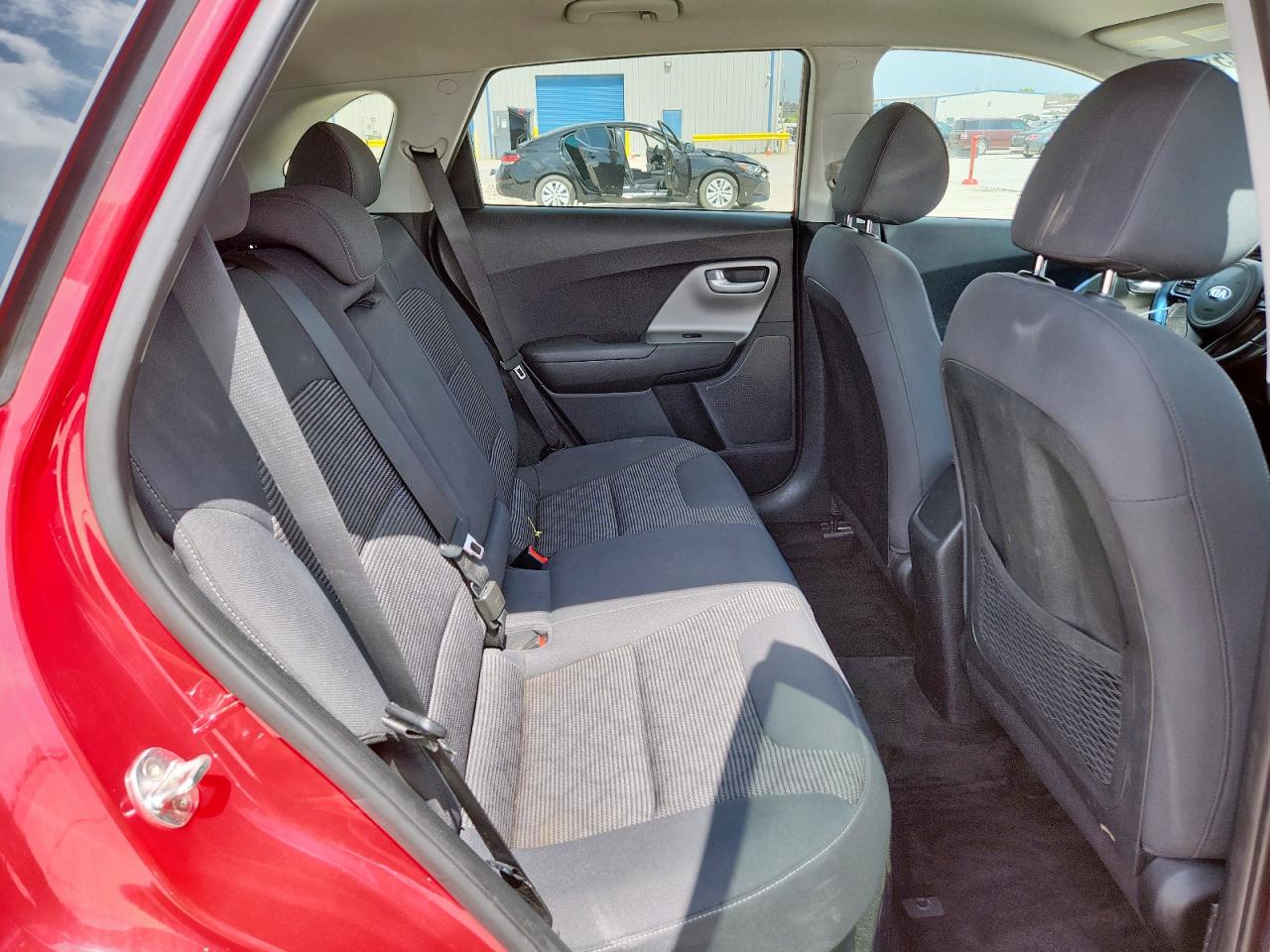 2018 Kia Niro Fe Red vin: KNDCB3LCXJ5125025