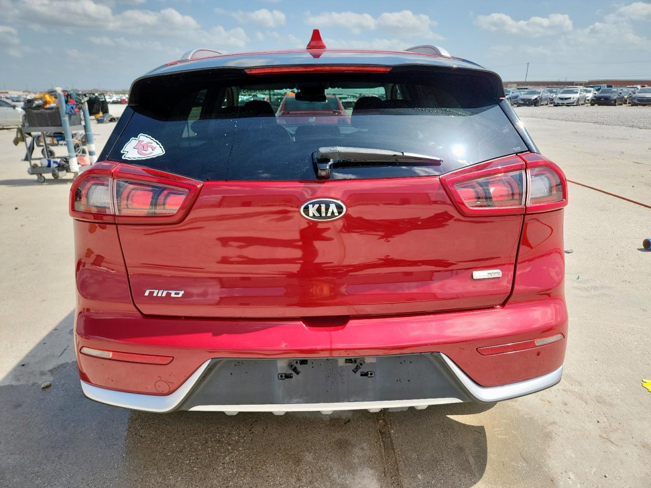 2018 Kia Niro Fe Red vin: KNDCB3LCXJ5125025