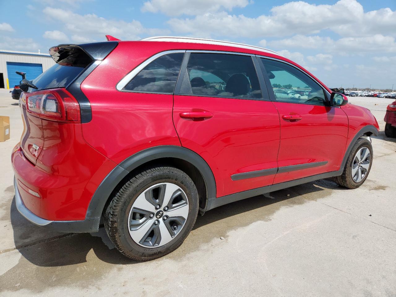 2018 Kia Niro Fe Red vin: KNDCB3LCXJ5125025