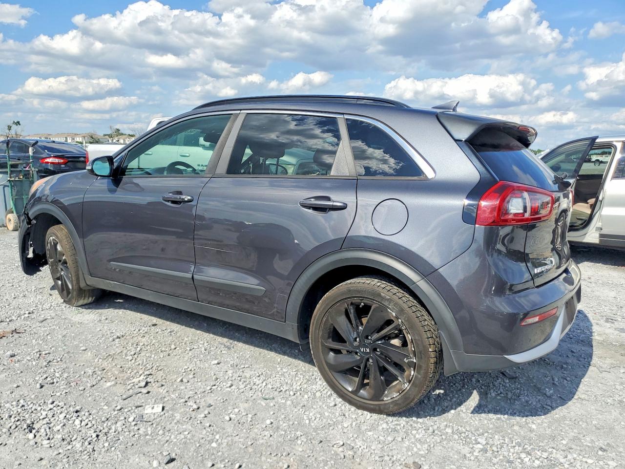 2018 Kia Niro Ex Gray vin: KNDCC3LC0J5141196