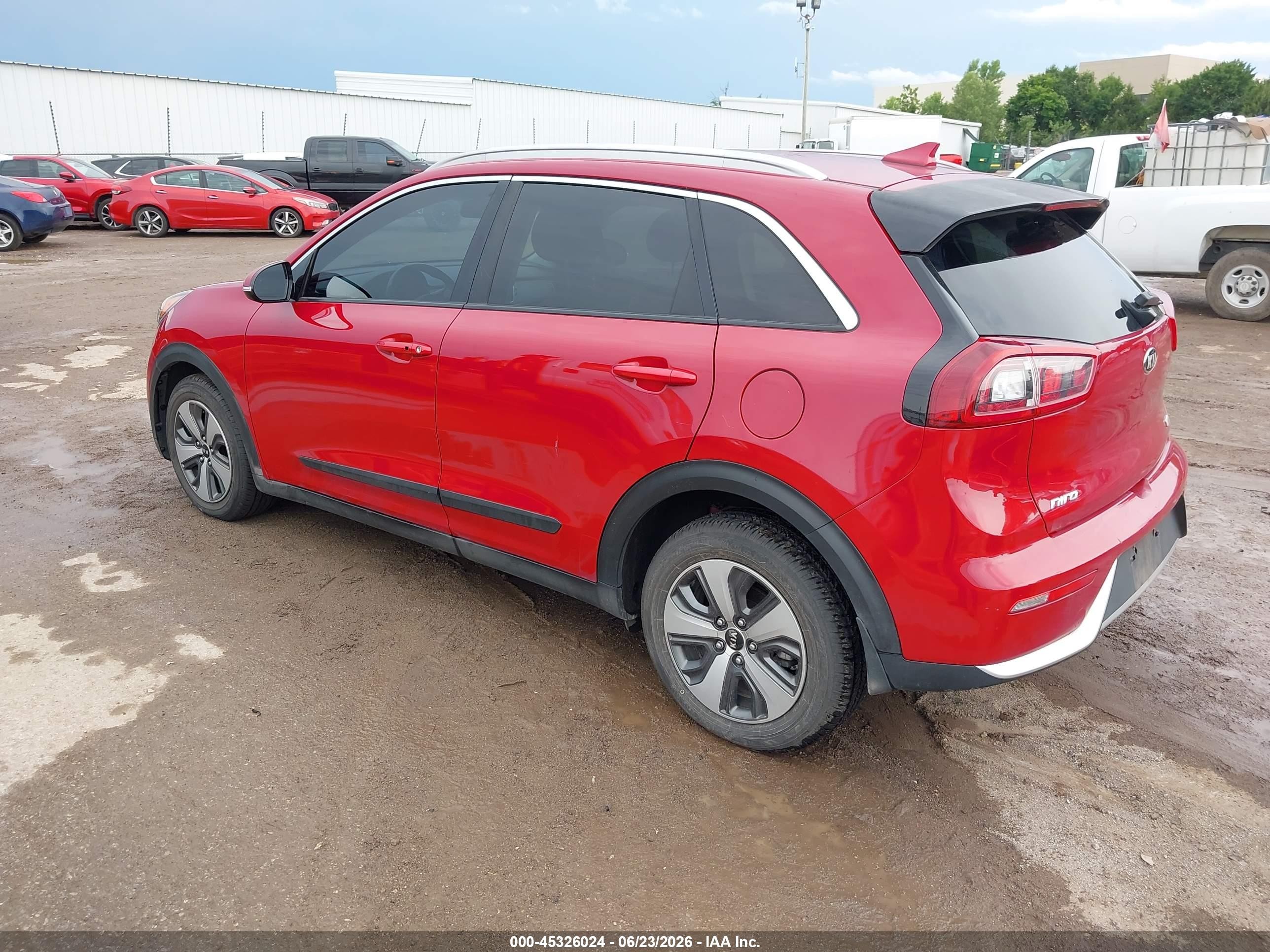 2018 Kia Niro Ex Red vin: KNDCC3LC8J5153905