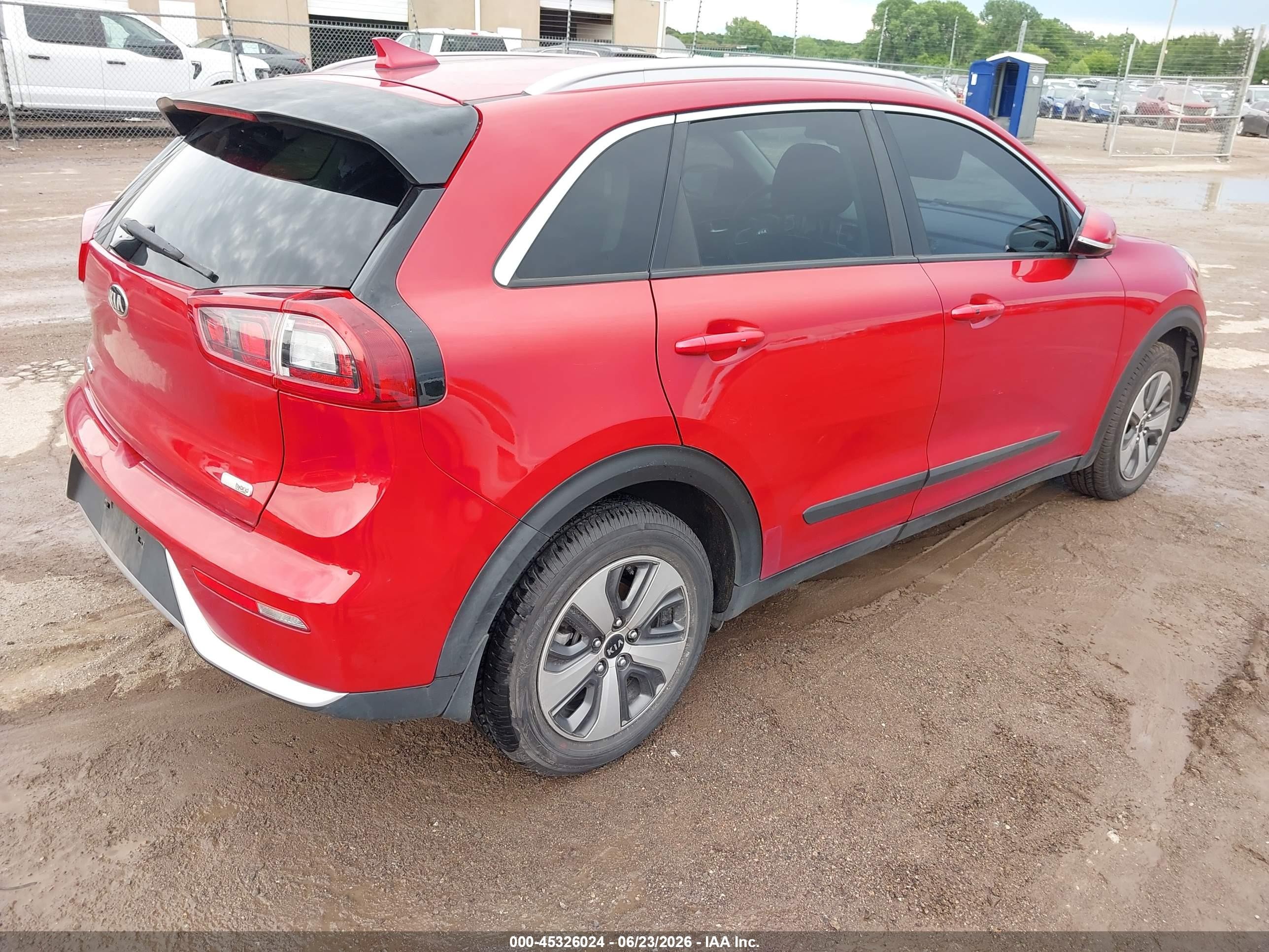 2018 Kia Niro Ex Red vin: KNDCC3LC8J5153905