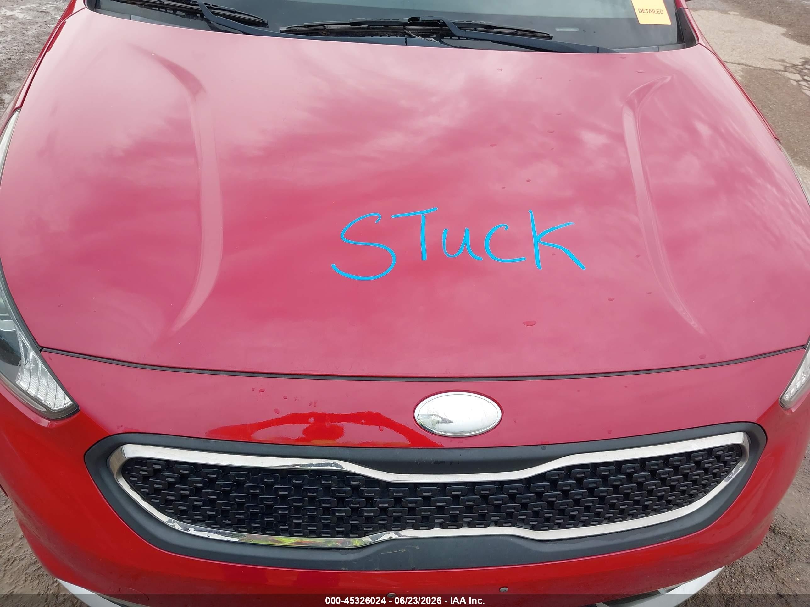 2018 Kia Niro Ex Red vin: KNDCC3LC8J5153905