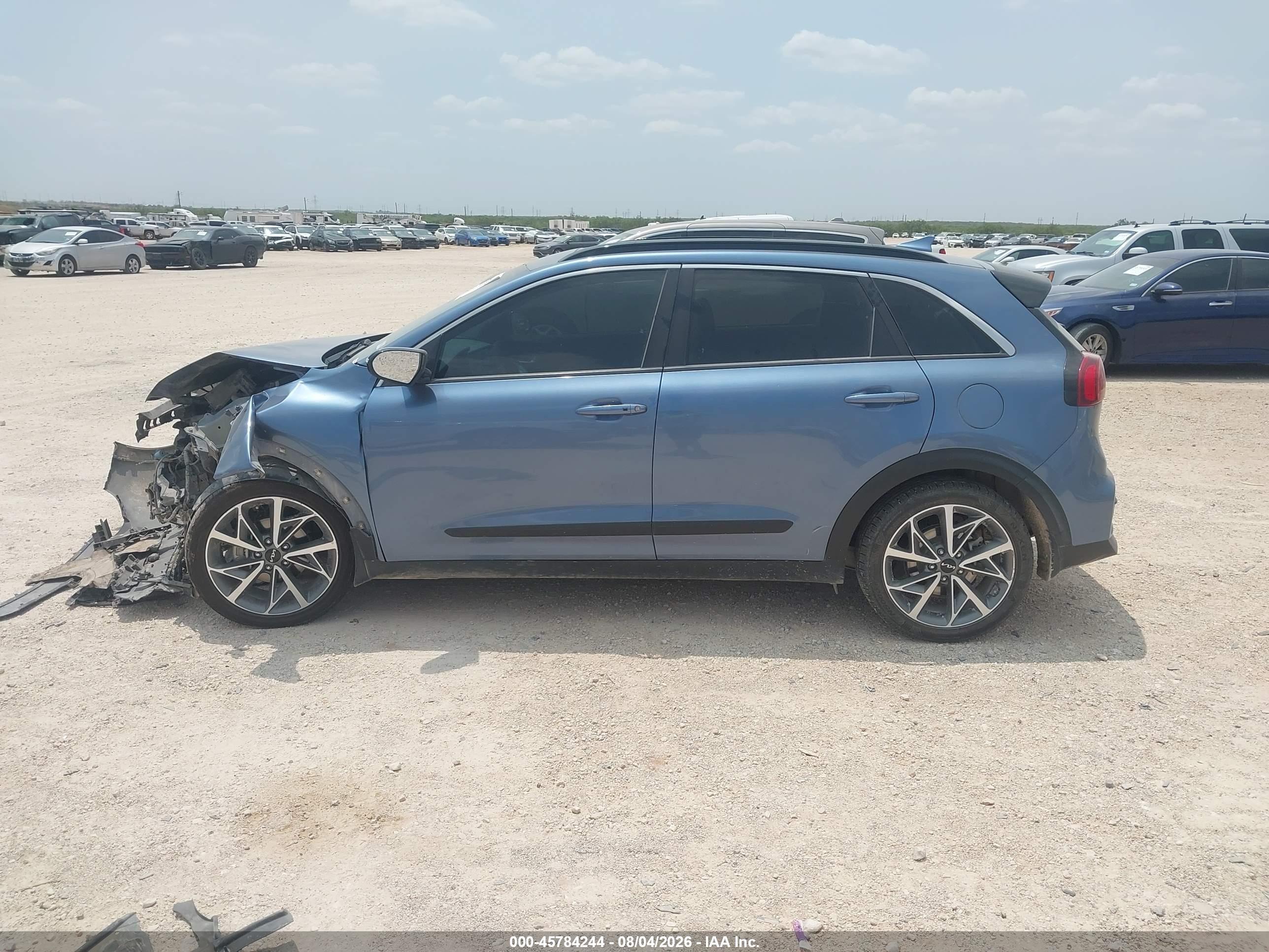 2022 Kia Niro Touring Se Light Blue vin: KNDCC3LC8N5515740