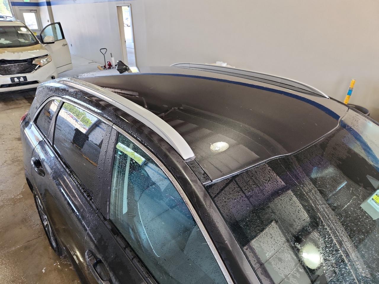 2022 Kia Niro Ev S Black vin: KNDCC3LG9N5160595 Damage: Roof, Heavy Scratch, 3 To 4 Inches