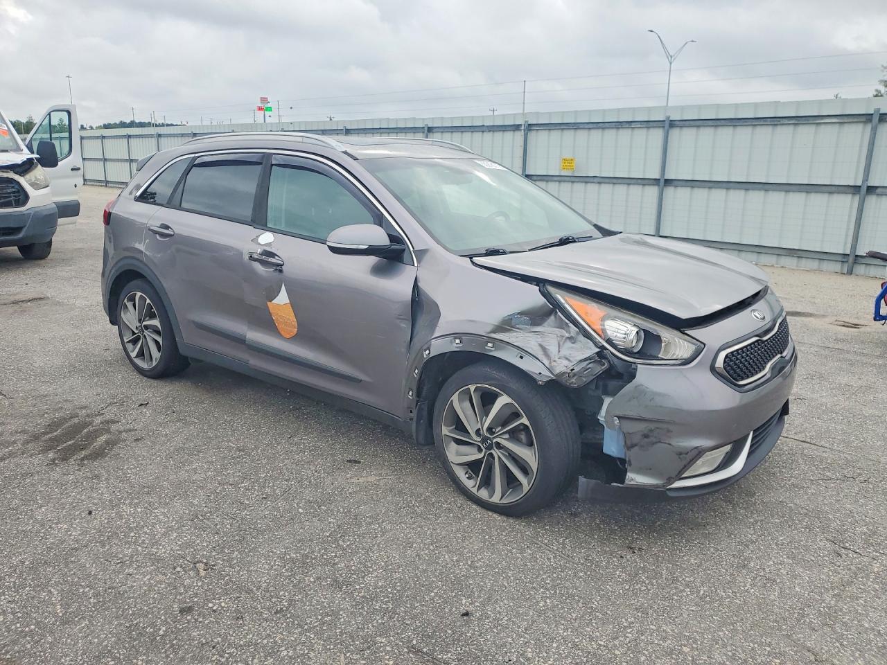2017 Kia Niro Ex Touring Gray vin: KNDCE3LC4H5090306