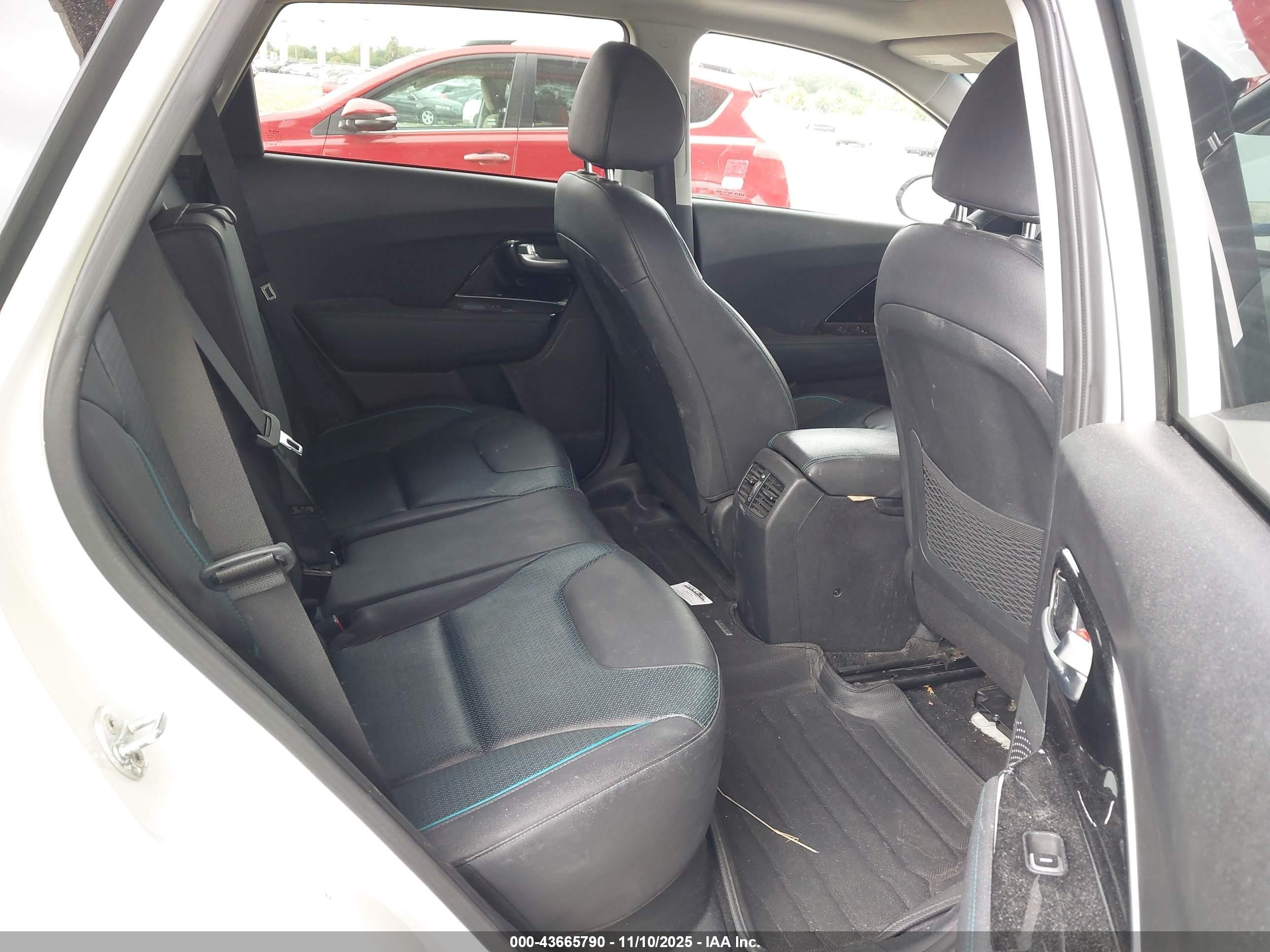 2022 Kia Niro Ev Ex Premium White vin: KNDCE3LG1N5145129