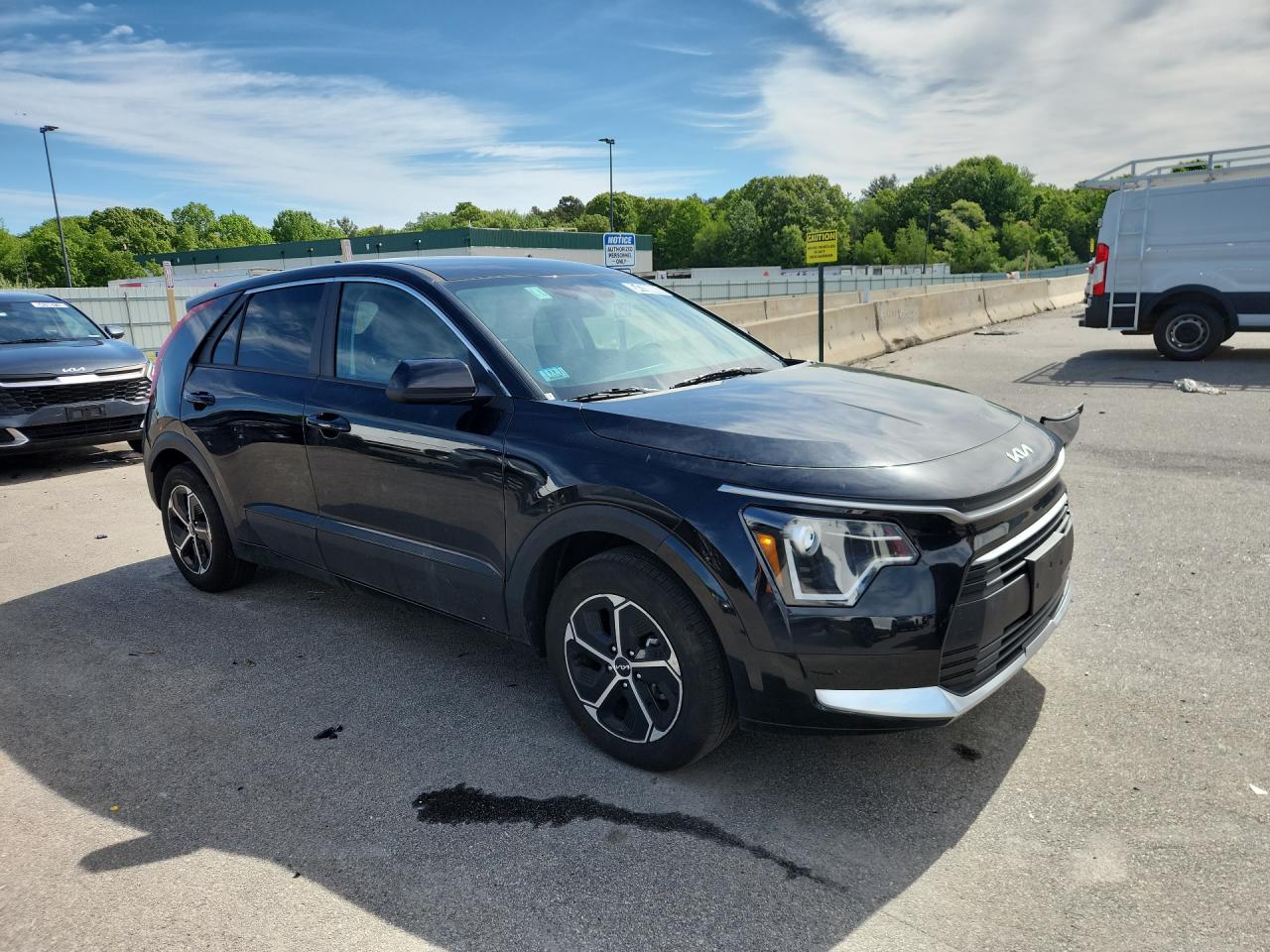 2026 Kia Niro Lx Black vin: KNDCP3LE2T5329906 Damage: Right Front Fender, Light Scratch, 1 To 2 Inches
