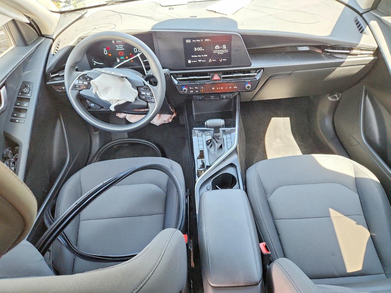 2025 Kia Niro Lx Gray vin: KNDCP3LE5S5278500