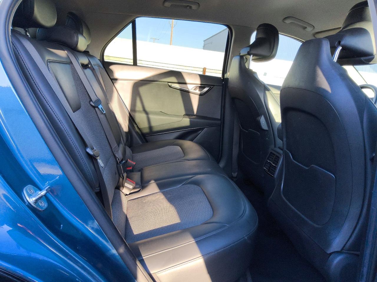 2023 Kia Niro Wind Blue vin: KNDCR3L10P5027740