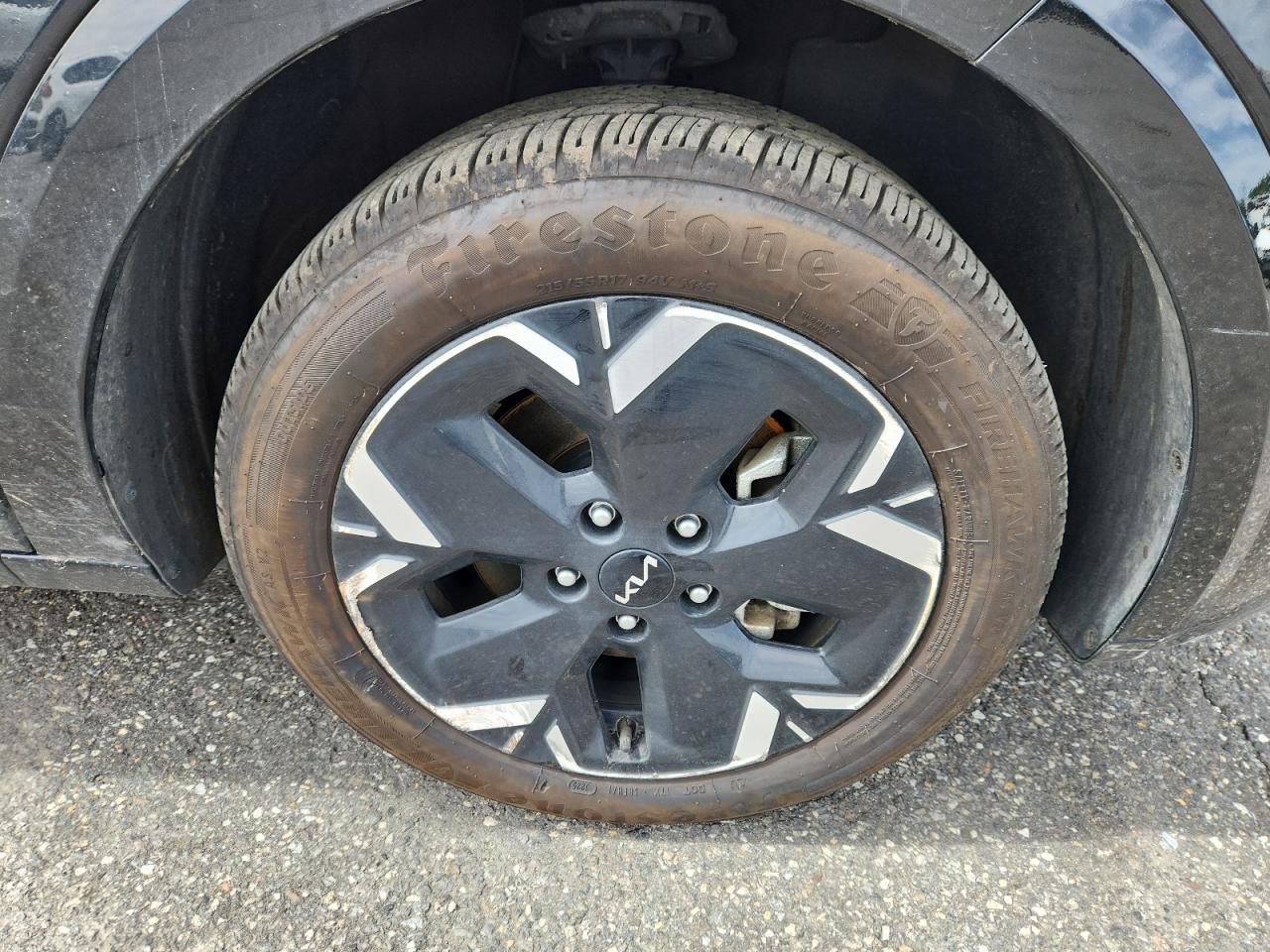 2024 Kia Niro Wind Black vin: KNDCR3L14R5111935 Damage: Right Front Wheel, Curb Rash, > 12 Inches