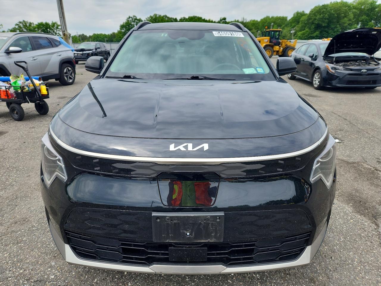 2024 Kia Niro Wind Black vin: KNDCR3L14R5111935