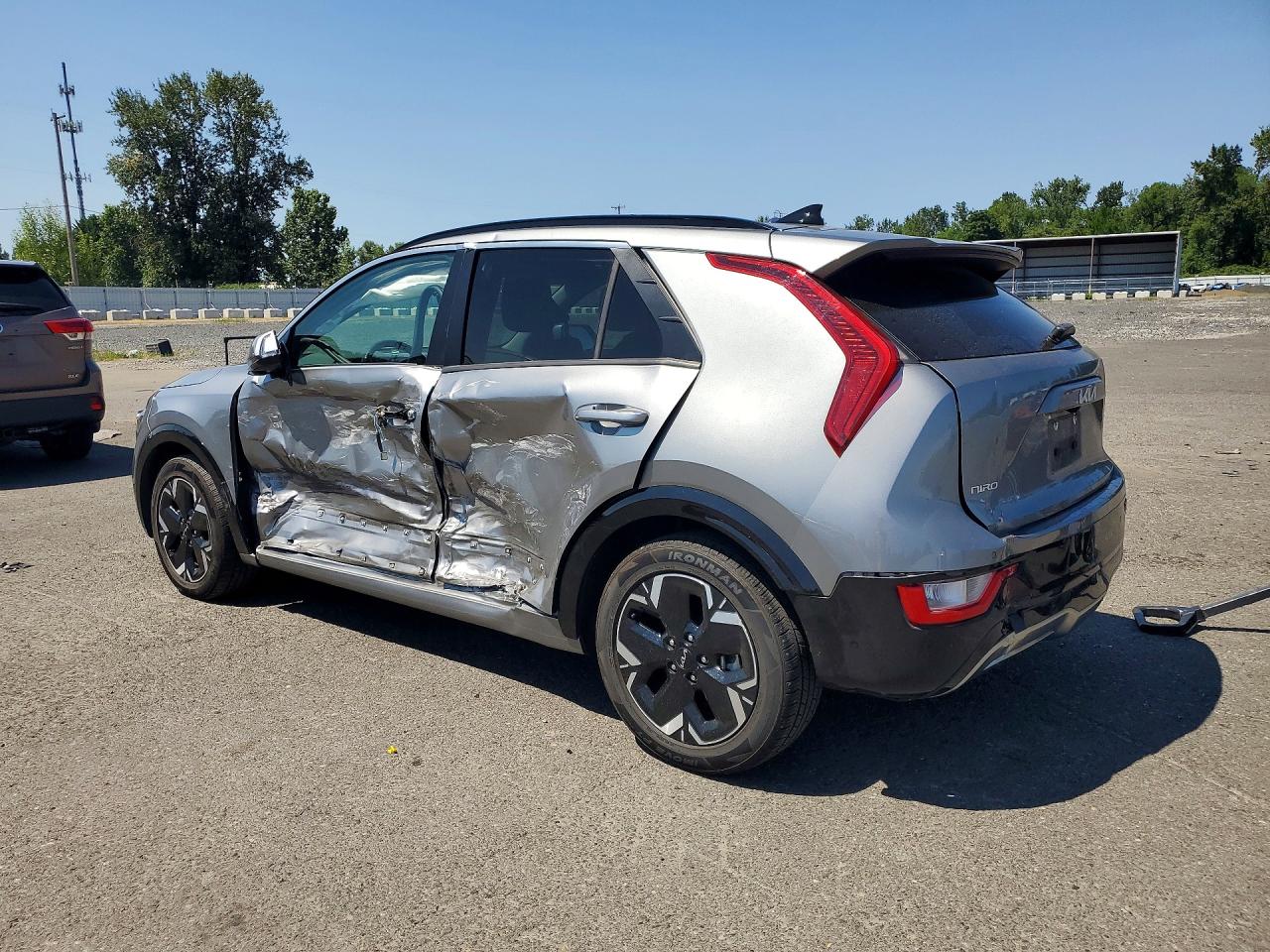 2023 Kia Niro Wind Silver vin: KNDCR3L19P5029633