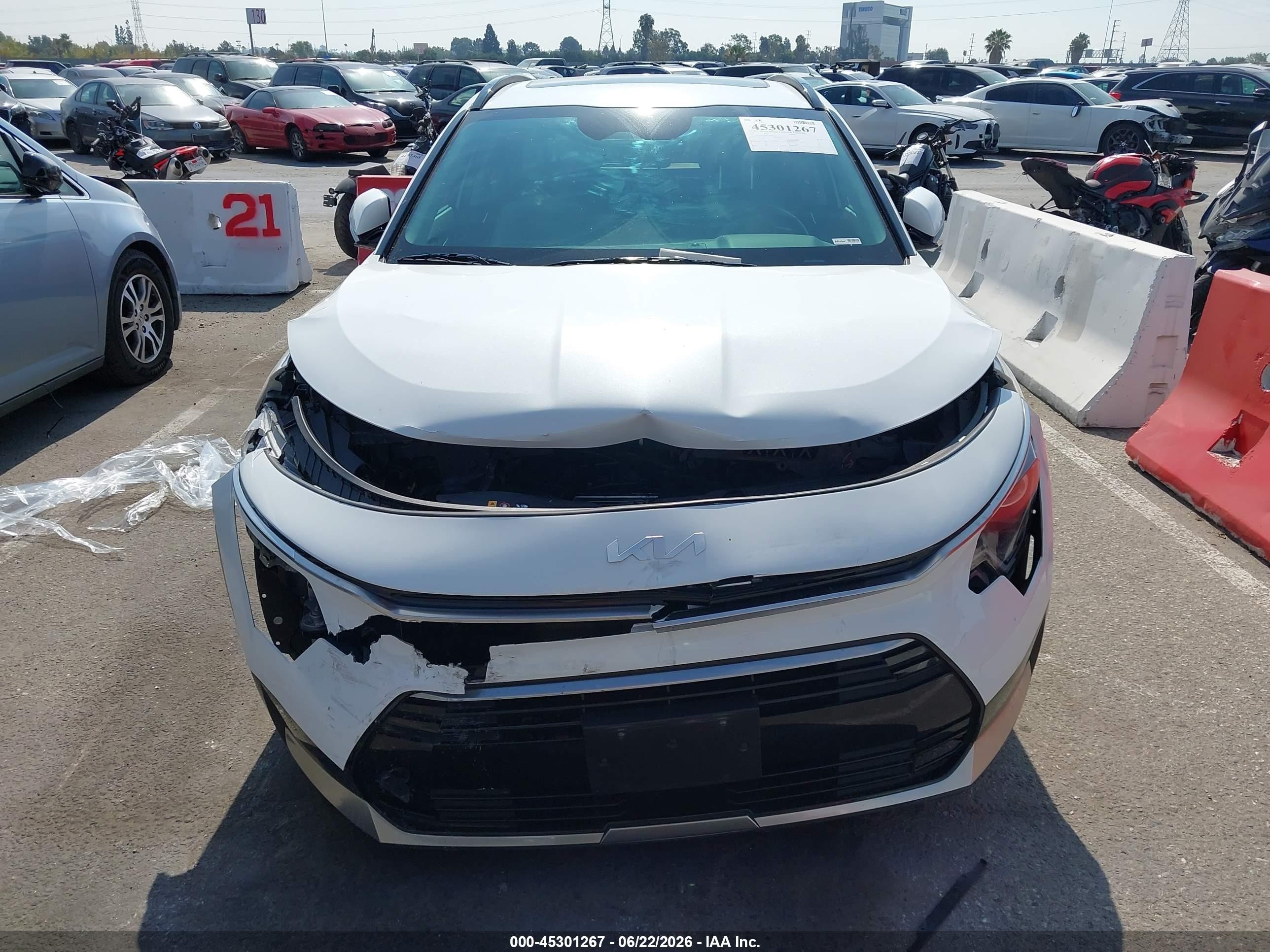 2024 Kia Niro Ex Touring White vin: KNDCR3LE0R5137953