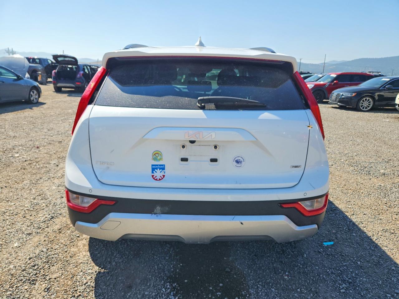 2024 Kia Niro Ex White vin: KNDCR3LE2R5184420