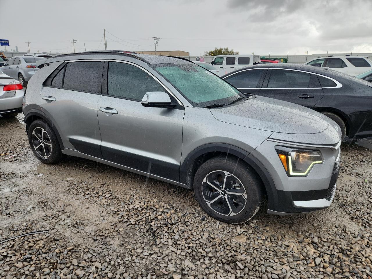 2023 Kia Niro Ex Silver vin: KNDCR3LE5P5111068