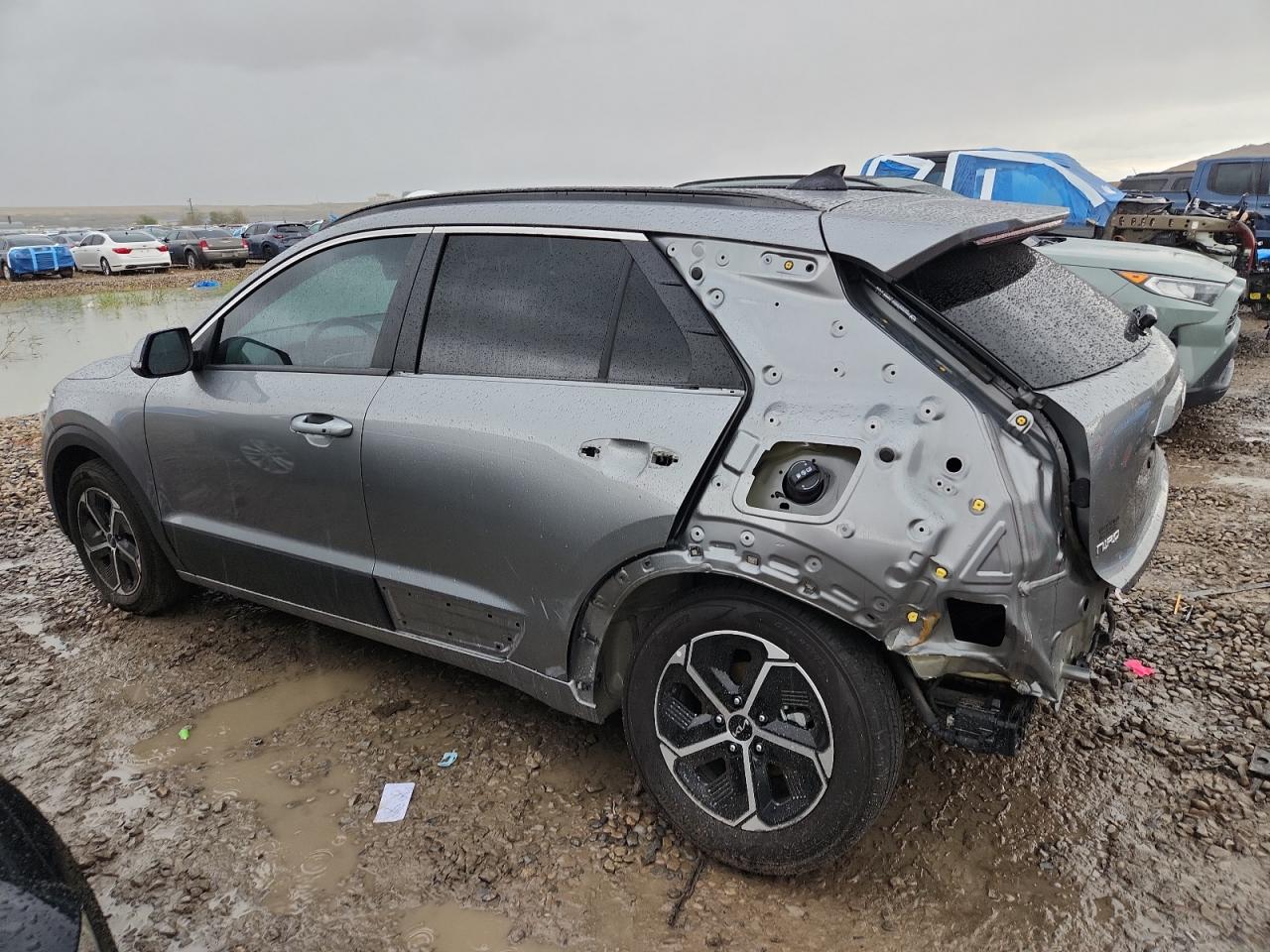 2023 Kia Niro Ex Silver vin: KNDCR3LE5P5111068