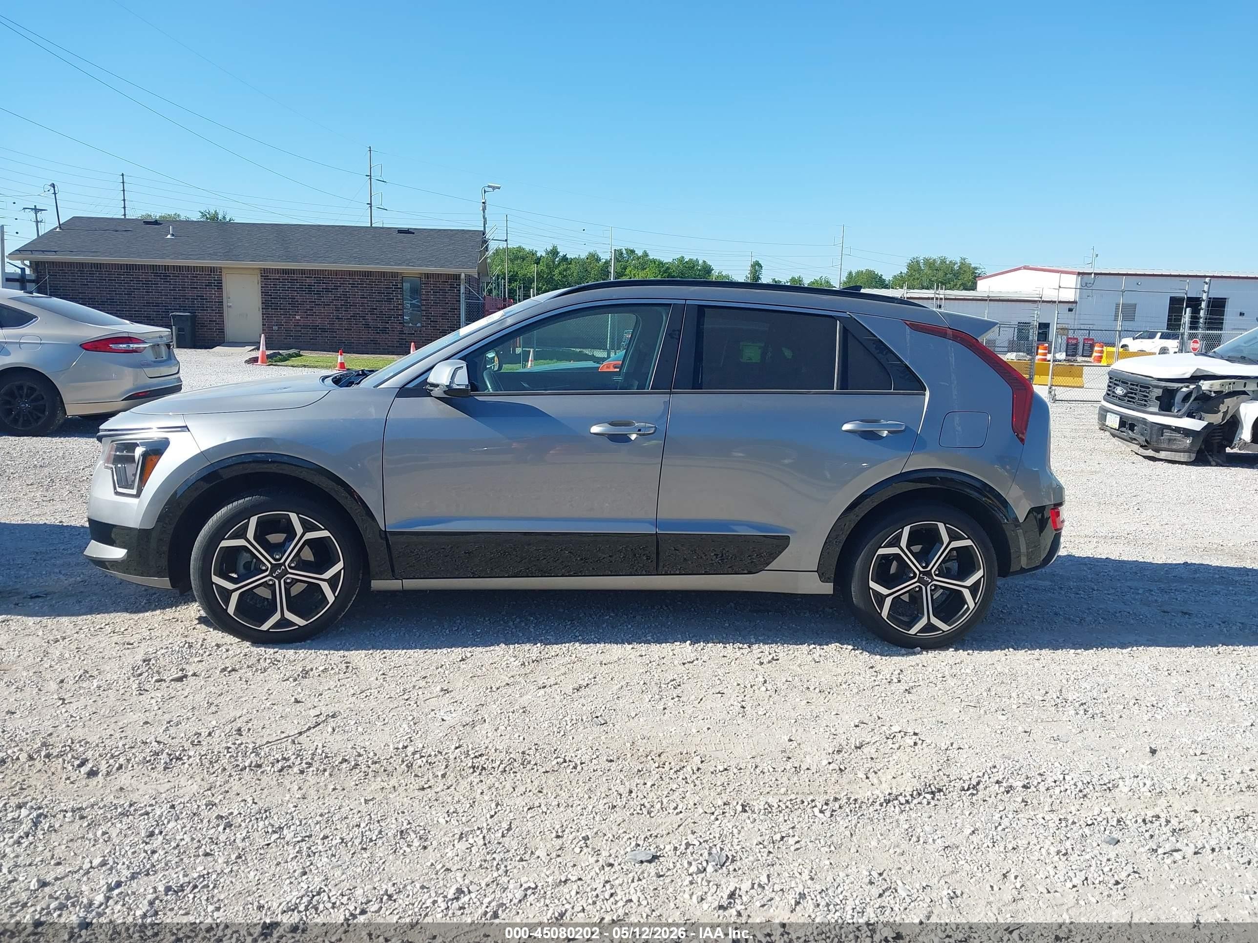 2023 Kia Niro Ex Touring Gray vin: KNDCR3LE7P5069860