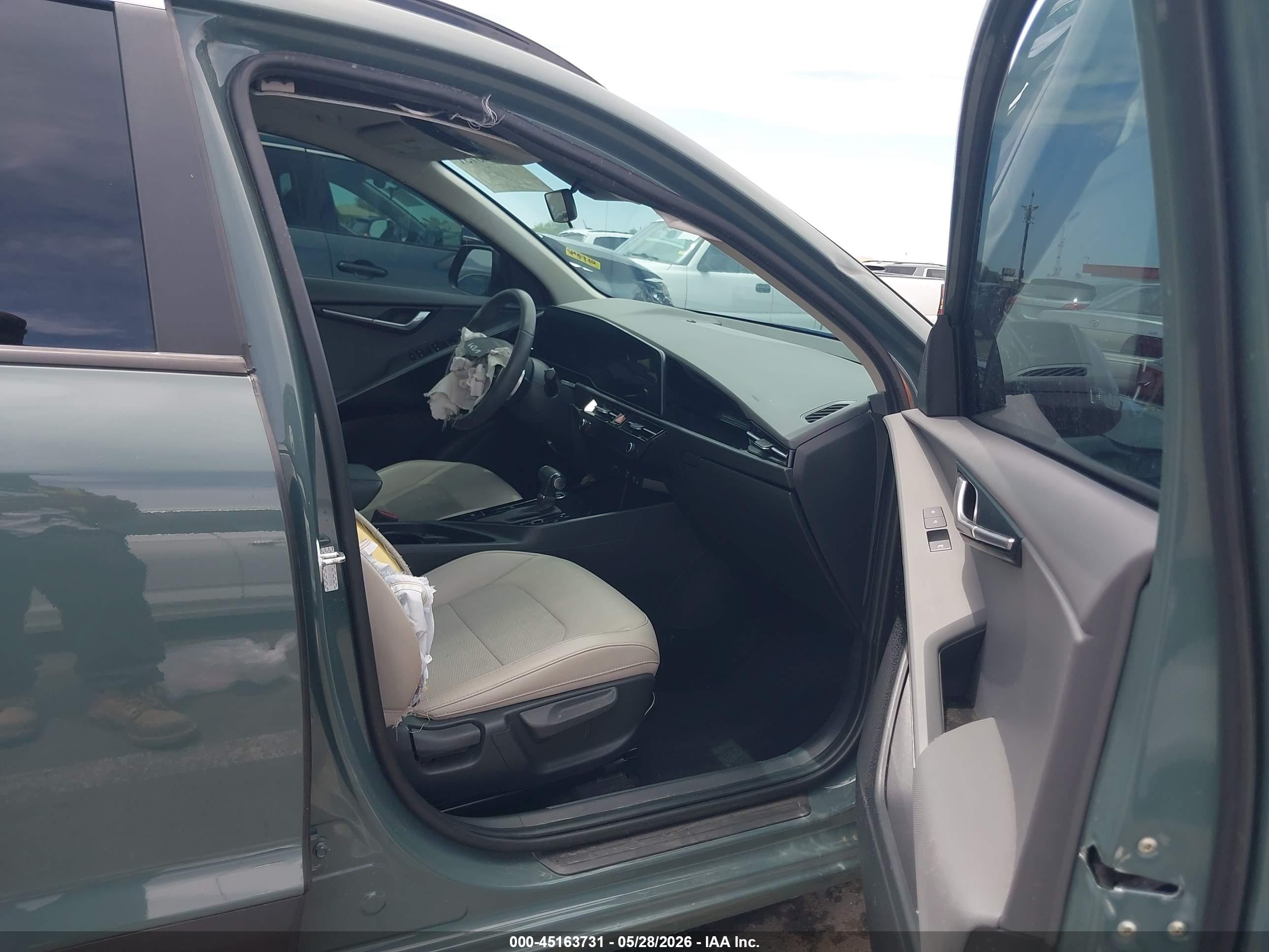 2023 Kia Niro Ex Green vin: KNDCR3LE8P5037502