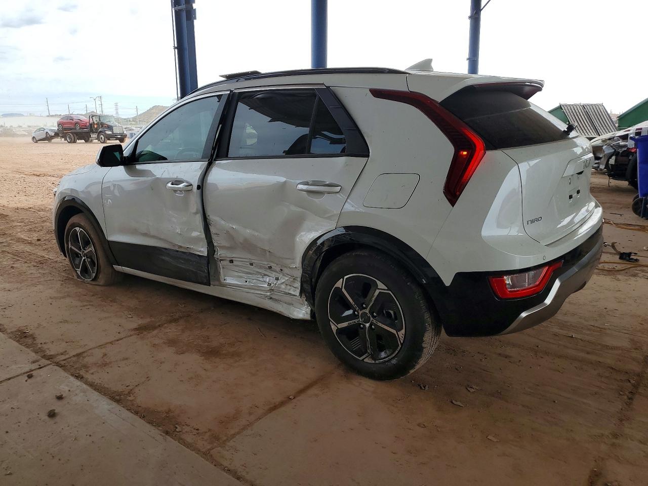 2025 Kia Niro Sx White vin: KNDCT3LE0S5263561