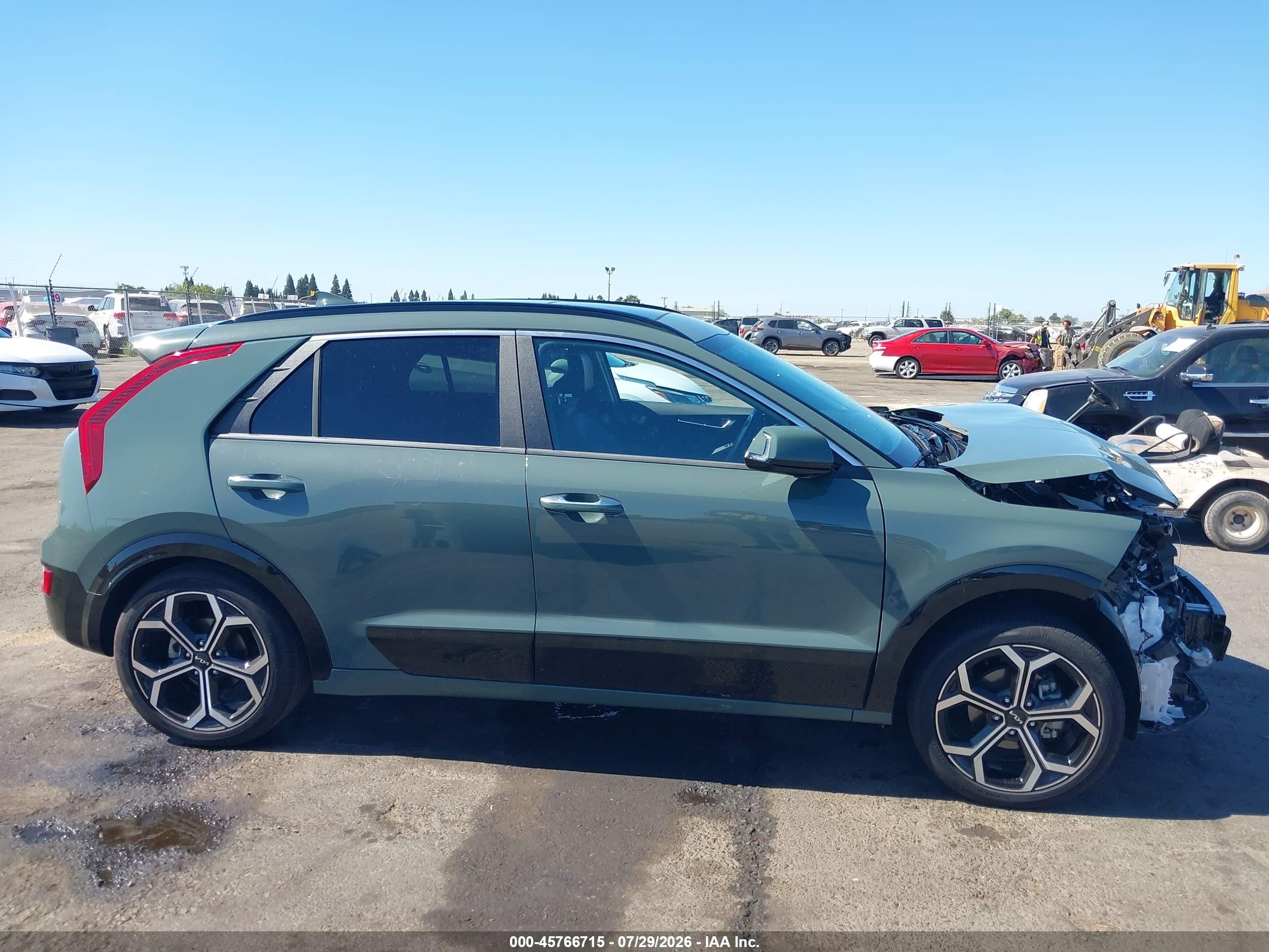 2025 Kia Niro Sx Touring Green vin: KNDCT3LE4S5283859