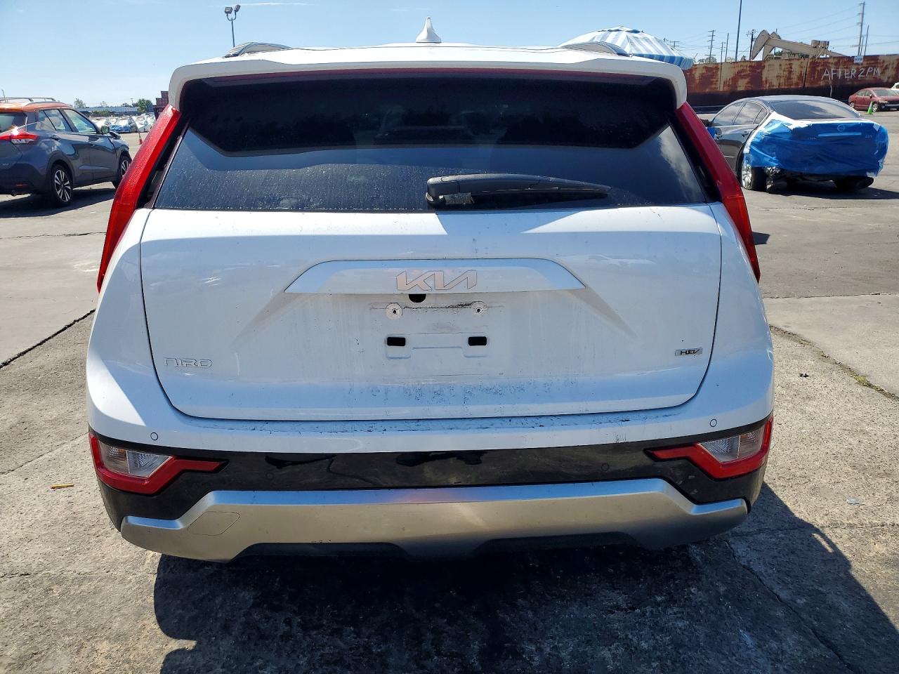 2025 Kia Niro Sx White vin: KNDCT3LE7S5263895