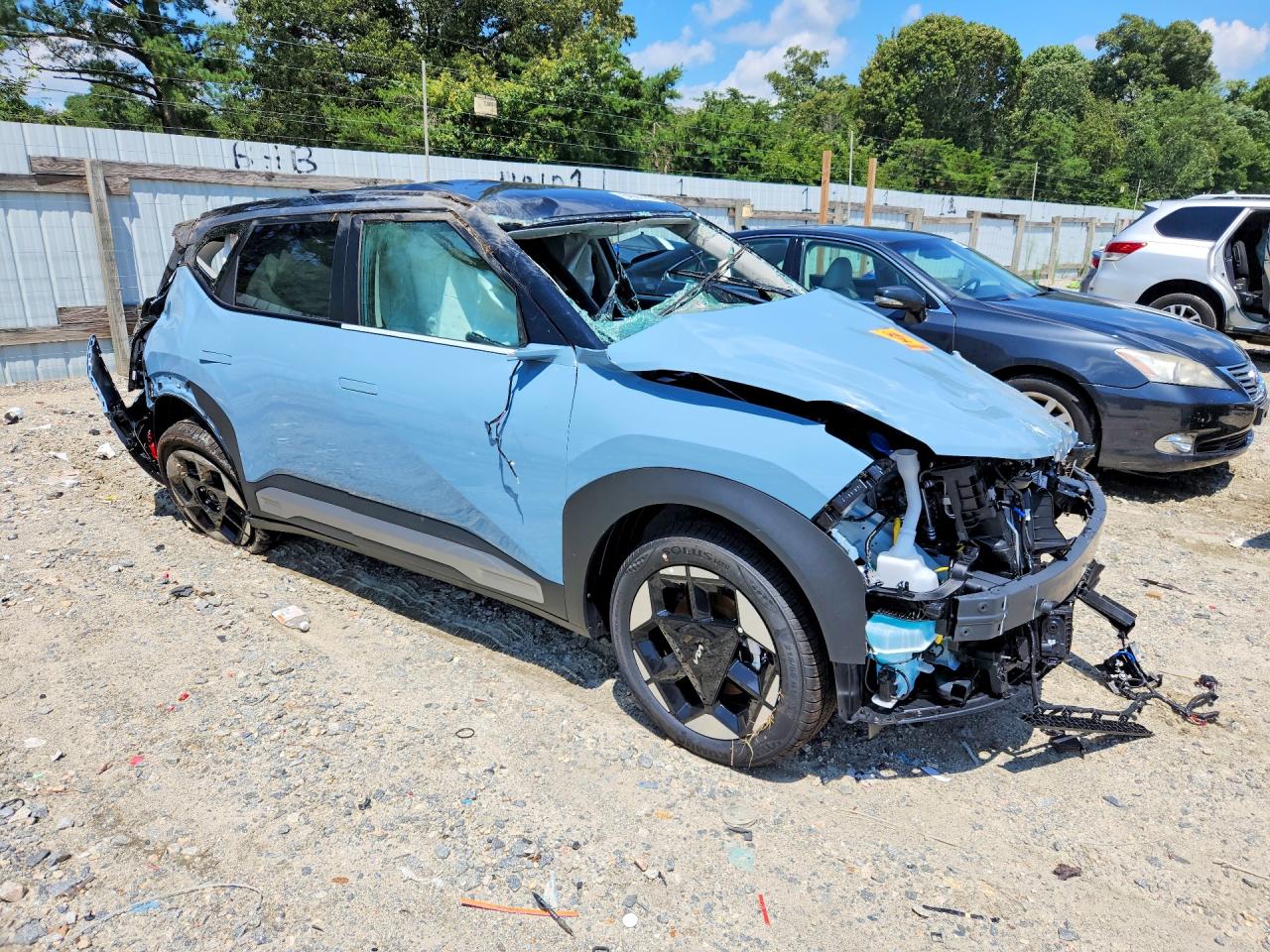 2027 Kia Seltos S Blue vin: KNDELCD3XV7022802
