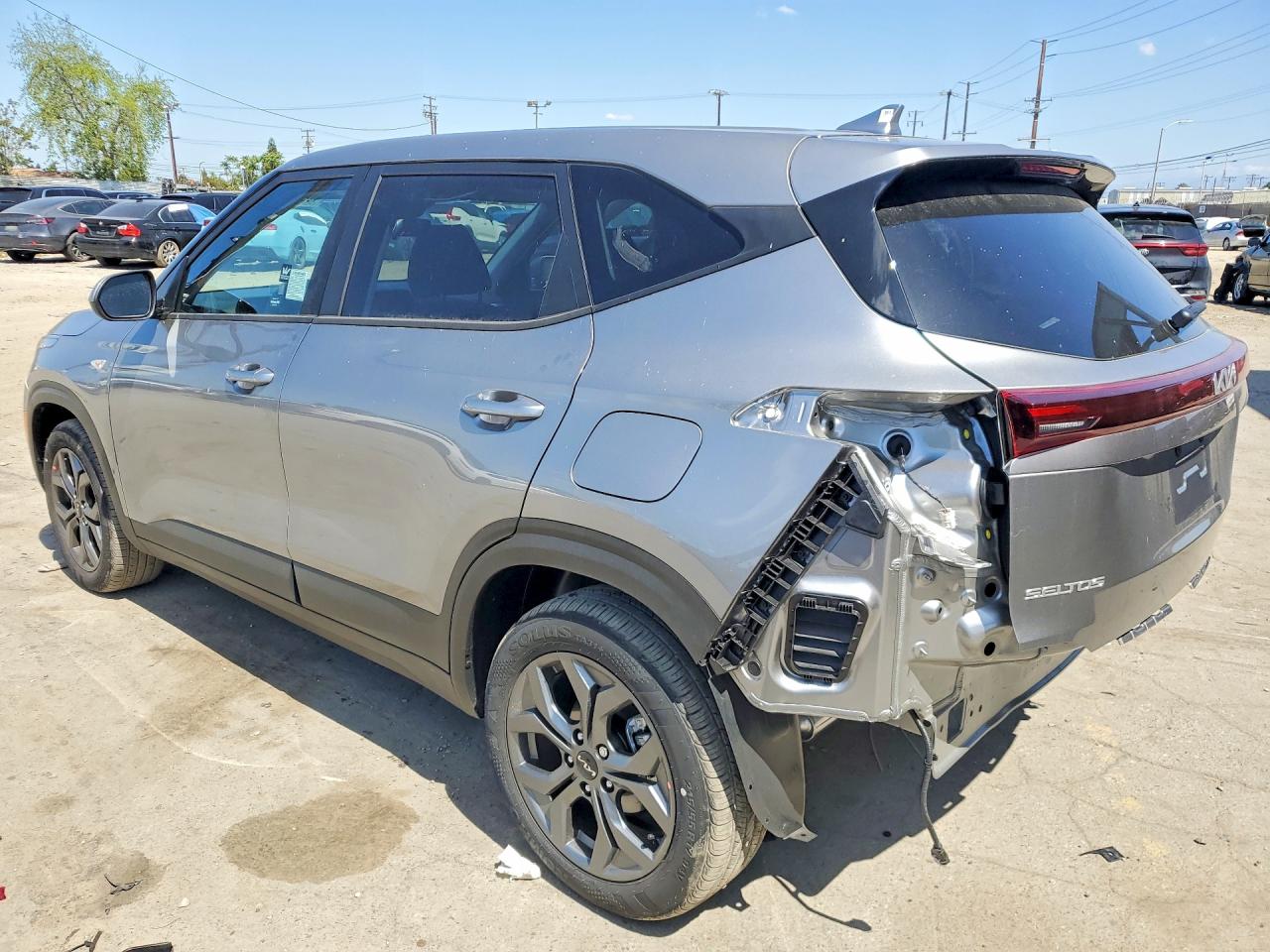 2026 Kia Seltos Lx Silver vin: KNDEP2AA0T7929072