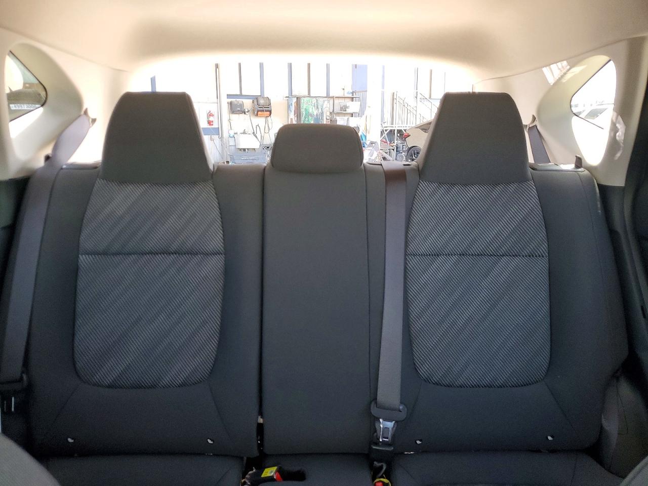 2026 Kia Seltos Lx Silver vin: KNDEP2AA0T7929072