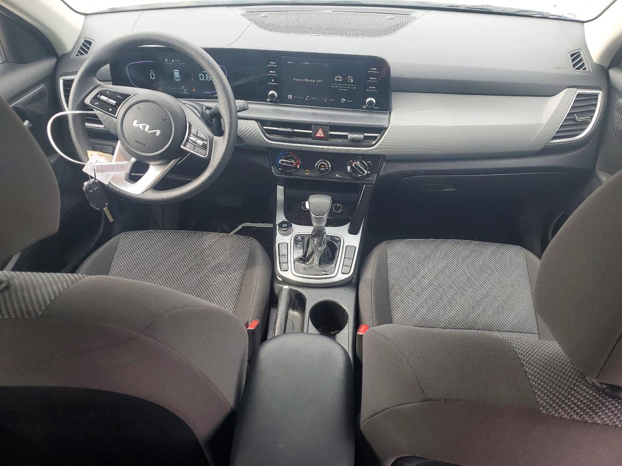 2026 Kia Seltos Lx White vin: KNDEP2AA3T7847594