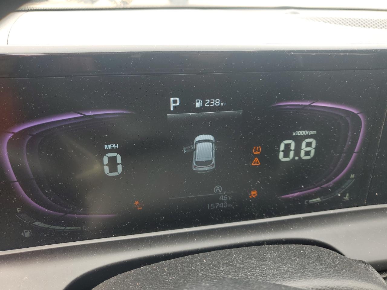 2026 Kia Seltos Lx White vin: KNDEP2AA3T7847594 Damage: Warning - Tire Pressure, On, Unacceptable