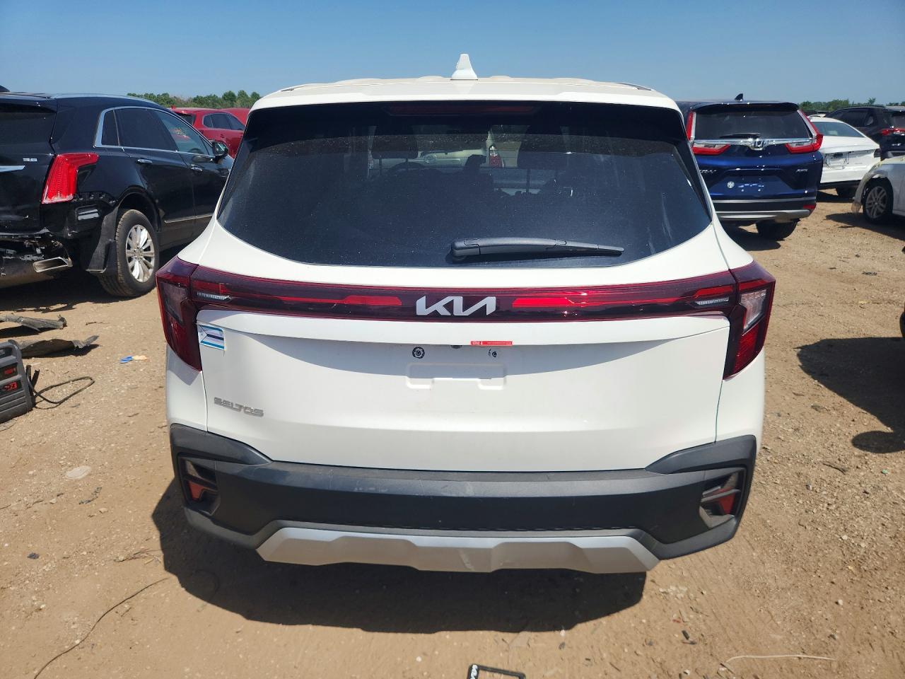 2026 Kia Seltos Lx White vin: KNDEP2AA7T7946418