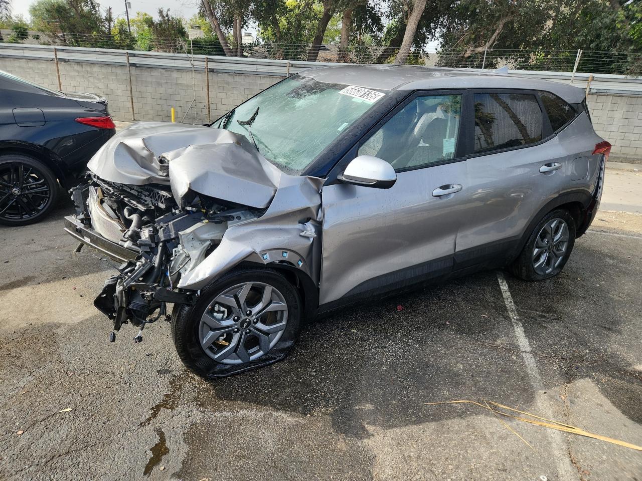 2026 Kia Seltos Lx Gray vin: KNDEPCAA0T7910611 Damage: Left Front Fender, Severe Damage, Replacement Required