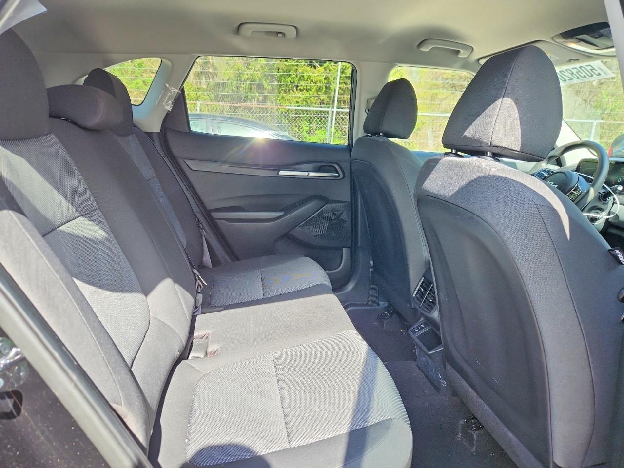 2025 Kia Seltos Lx Black vin: KNDEPCAA1S7727460