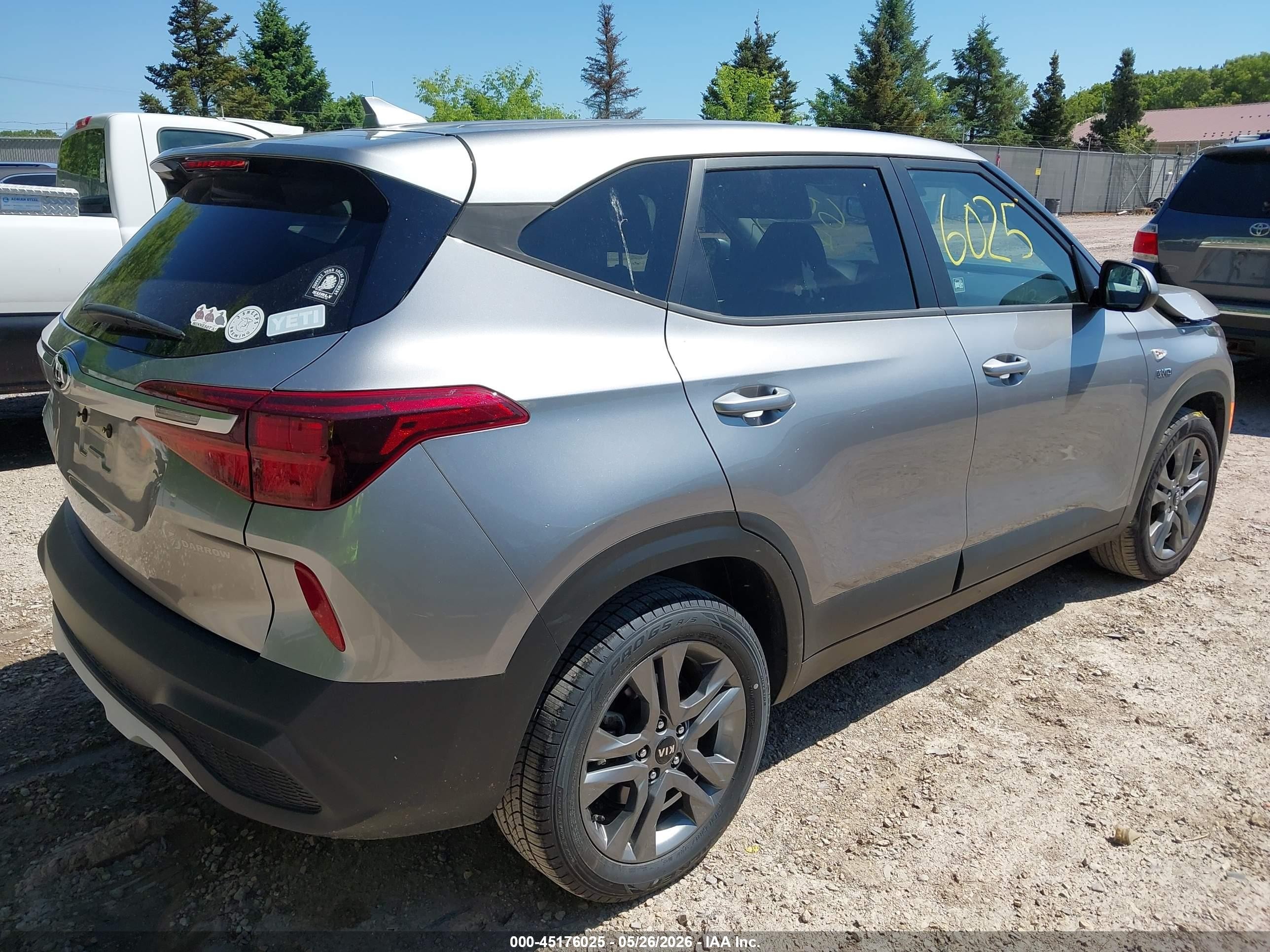 2021 Kia Seltos Lx Gray vin: KNDEPCAA7M7155698