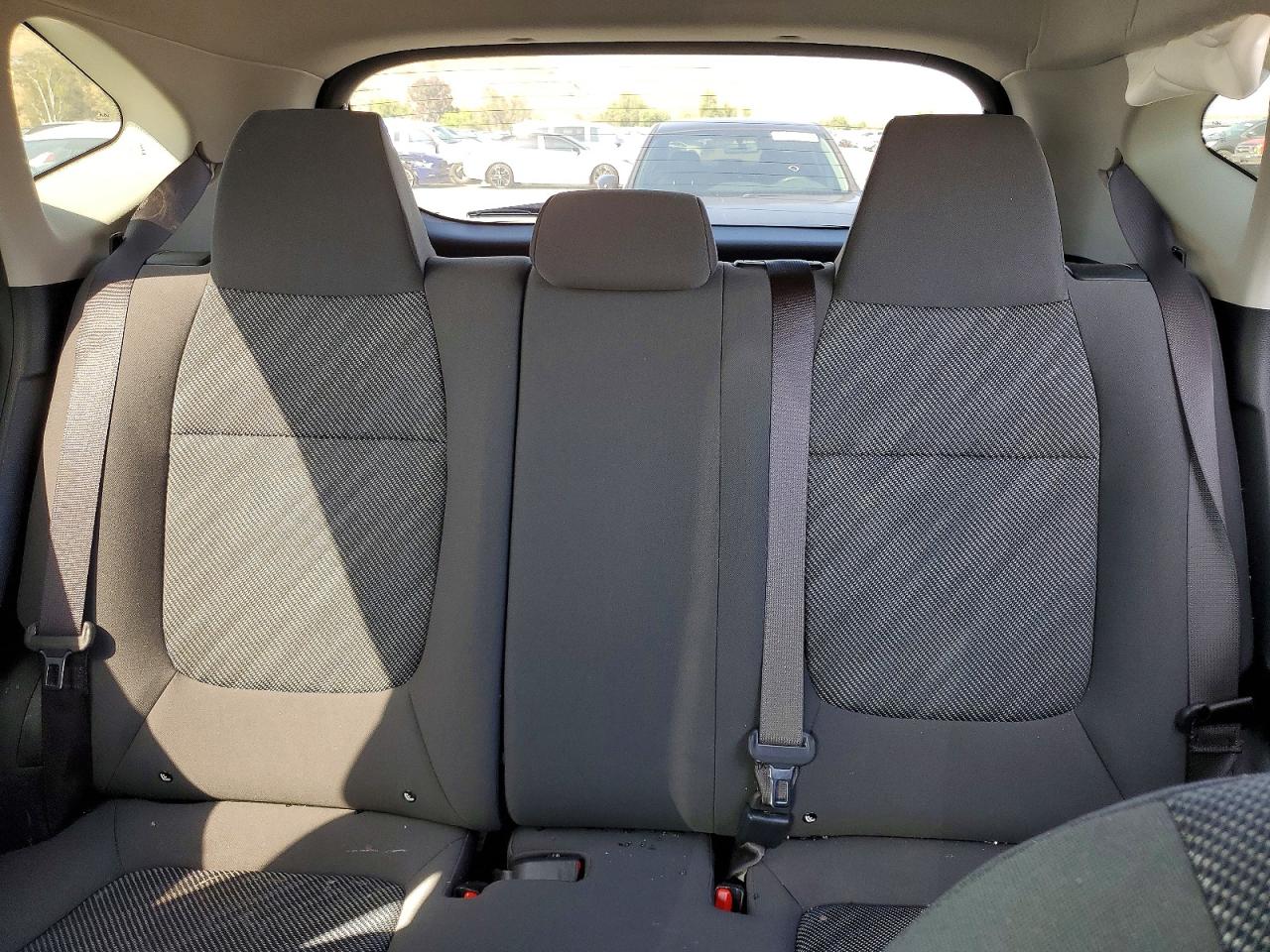 2024 Kia Seltos Lx Silver vin: KNDEPCAA7R7474915