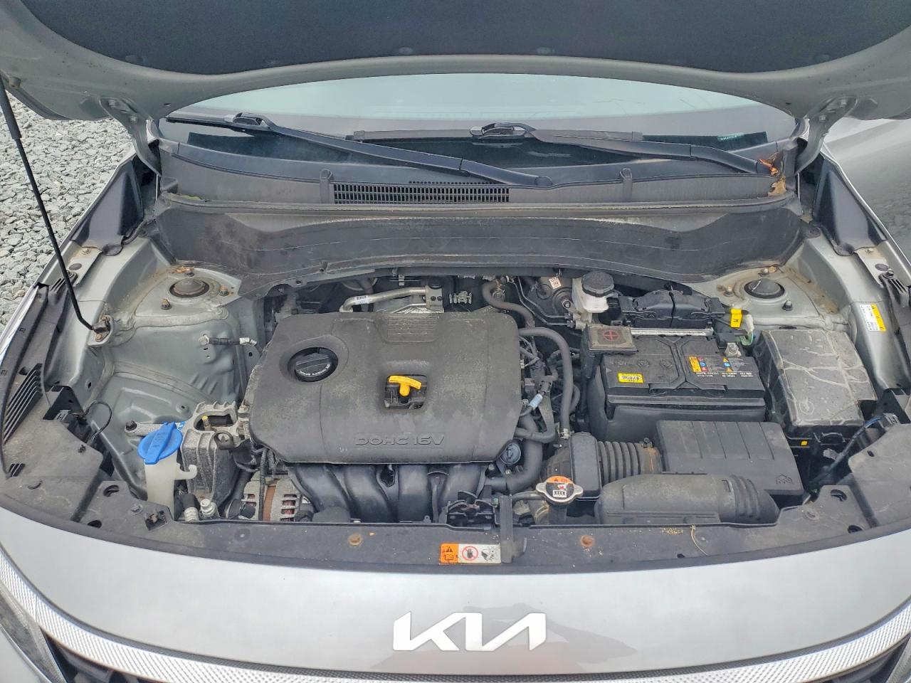 2024 Kia Seltos Lx Серебряный vin: KNDEPCAA7R7504236
