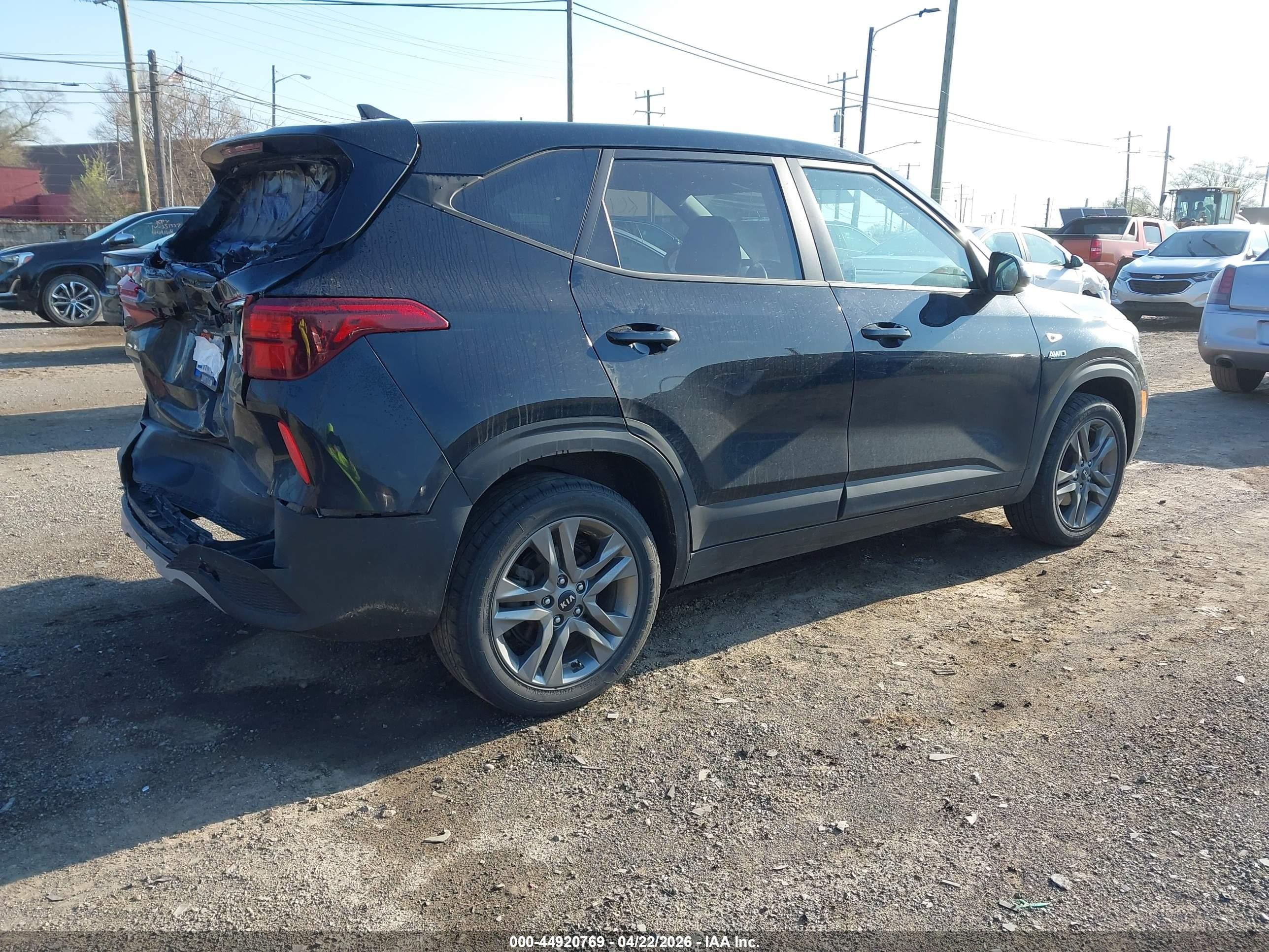 2021 Kia Seltos Lx Black vin: KNDEPCAA8M7110382