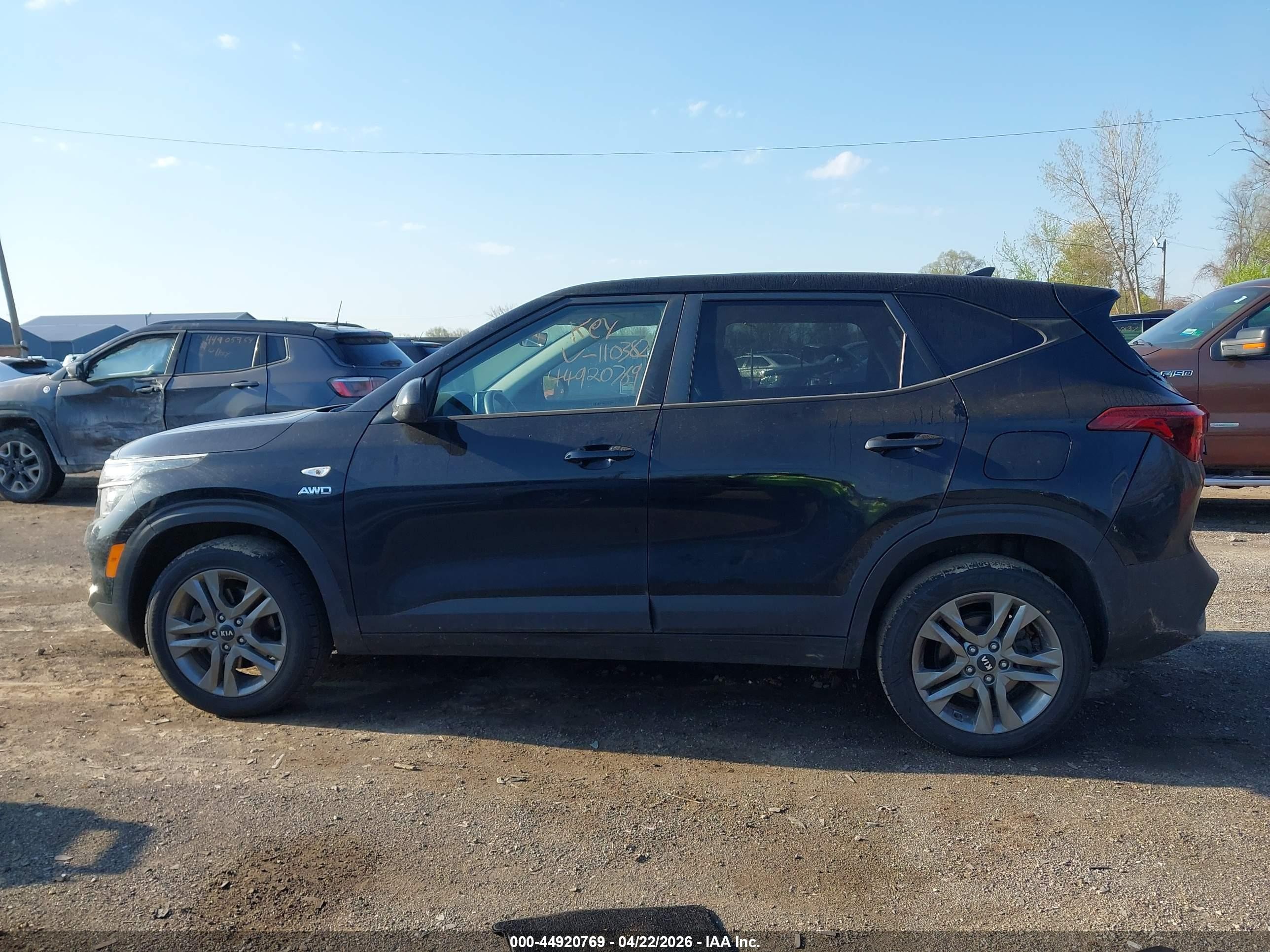 2021 Kia Seltos Lx Black vin: KNDEPCAA8M7110382