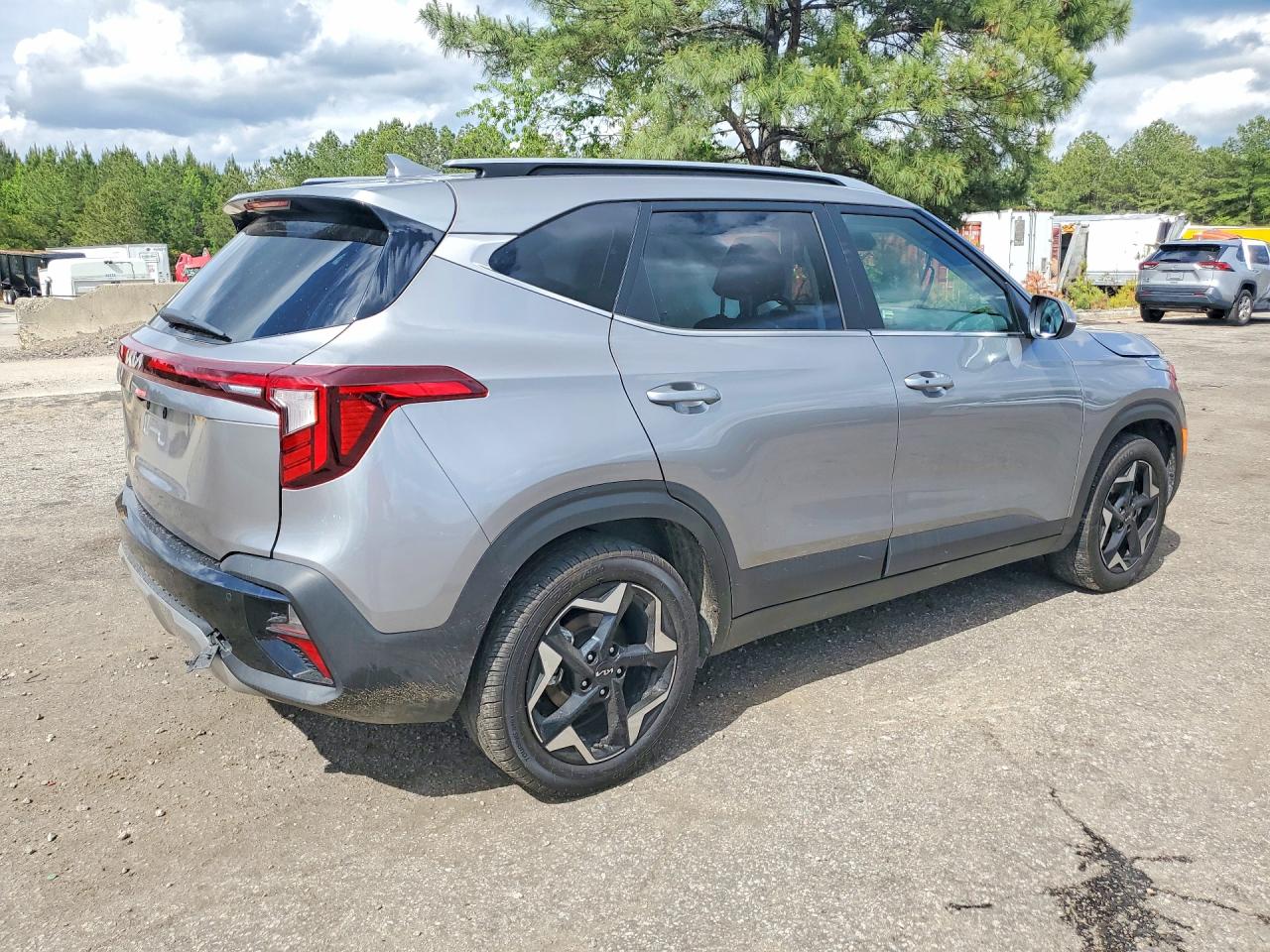 2026 Kia Seltos Ex Silver vin: KNDER2AA8T7850677