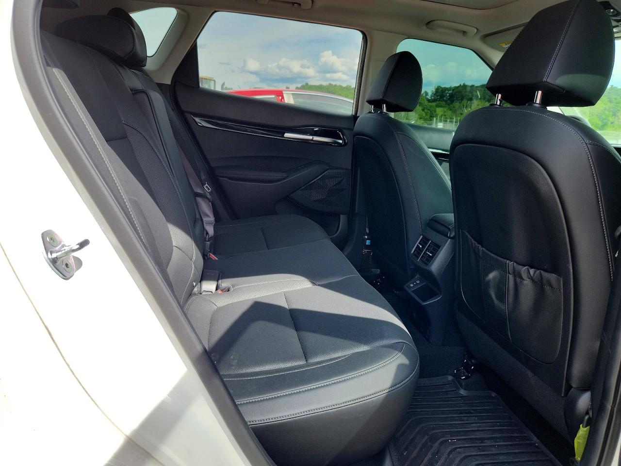 2024 Kia Seltos Ex Белый vin: KNDERCAA0R7523303