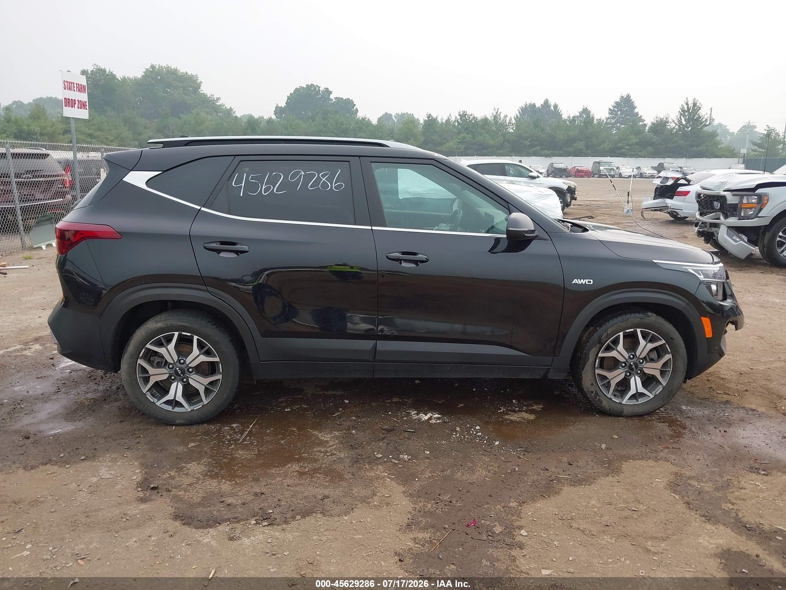 2023 Kia Seltos Ex Черный vin: KNDERCAA1P7410120